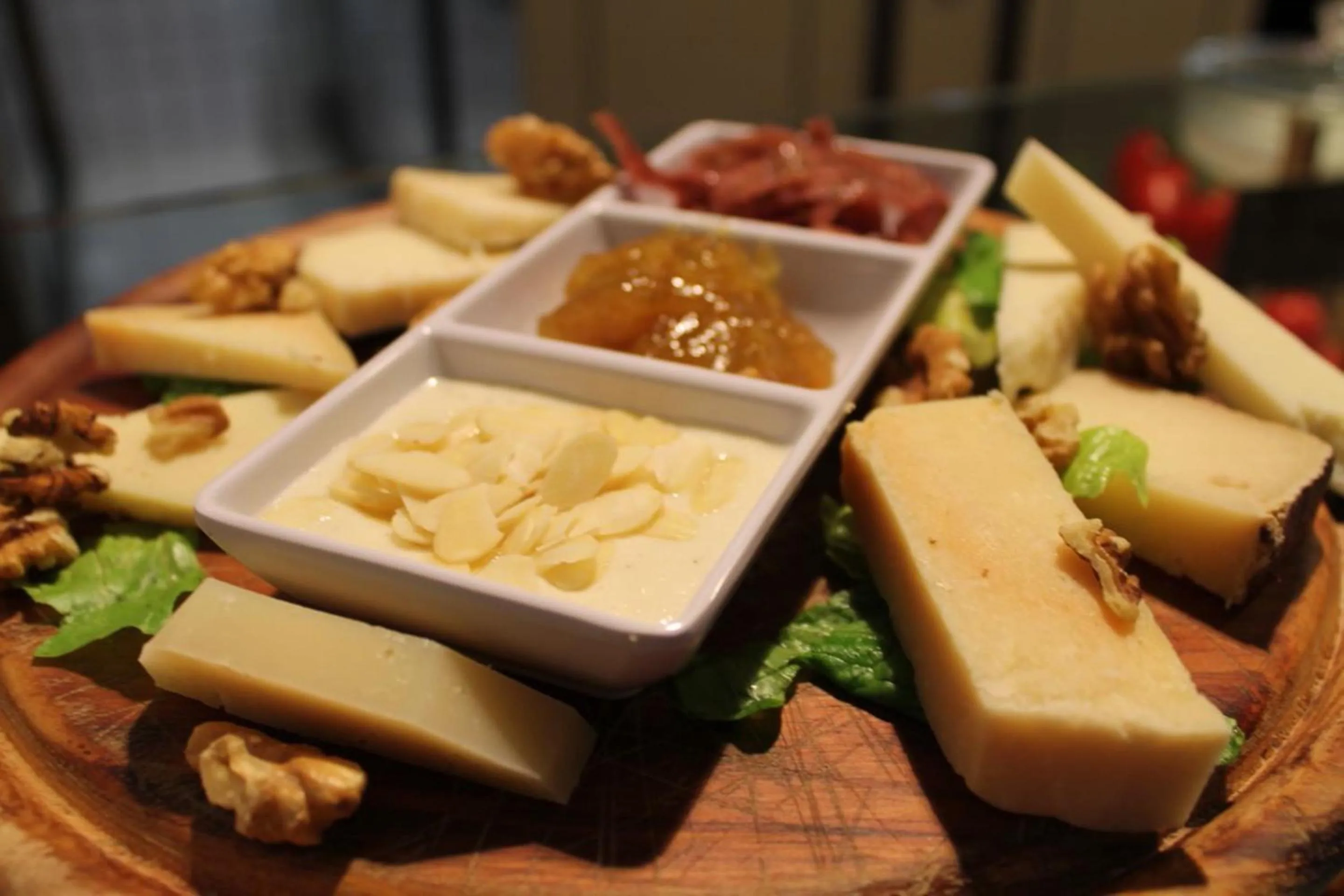 Restaurant/places to eat in Stelle Hotel The Businest