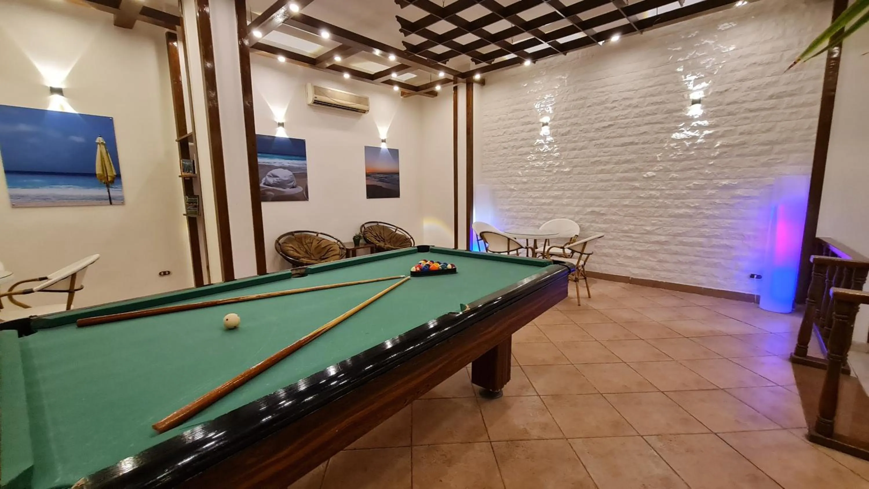 Billiard in Zak Inn
