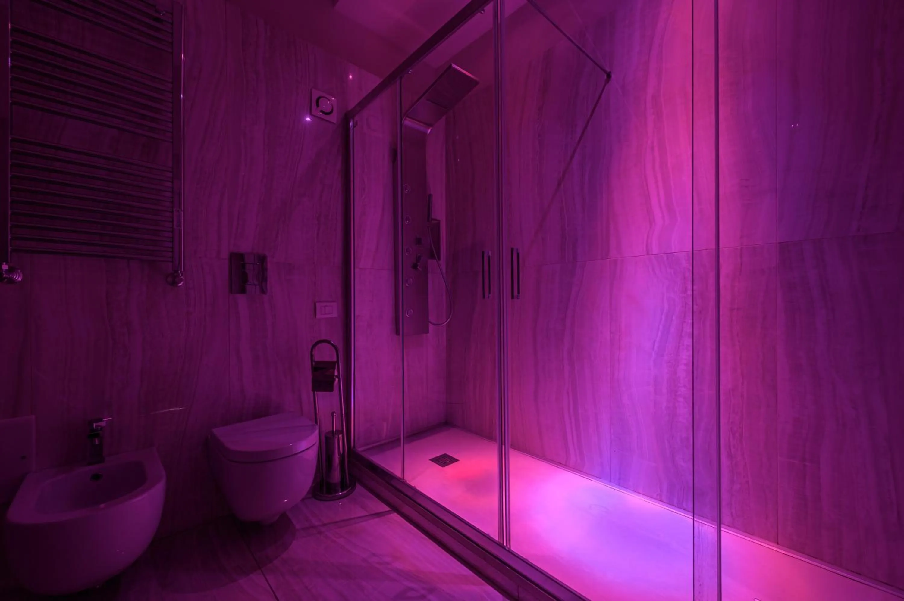 Shower in Residenza Molinari Suite