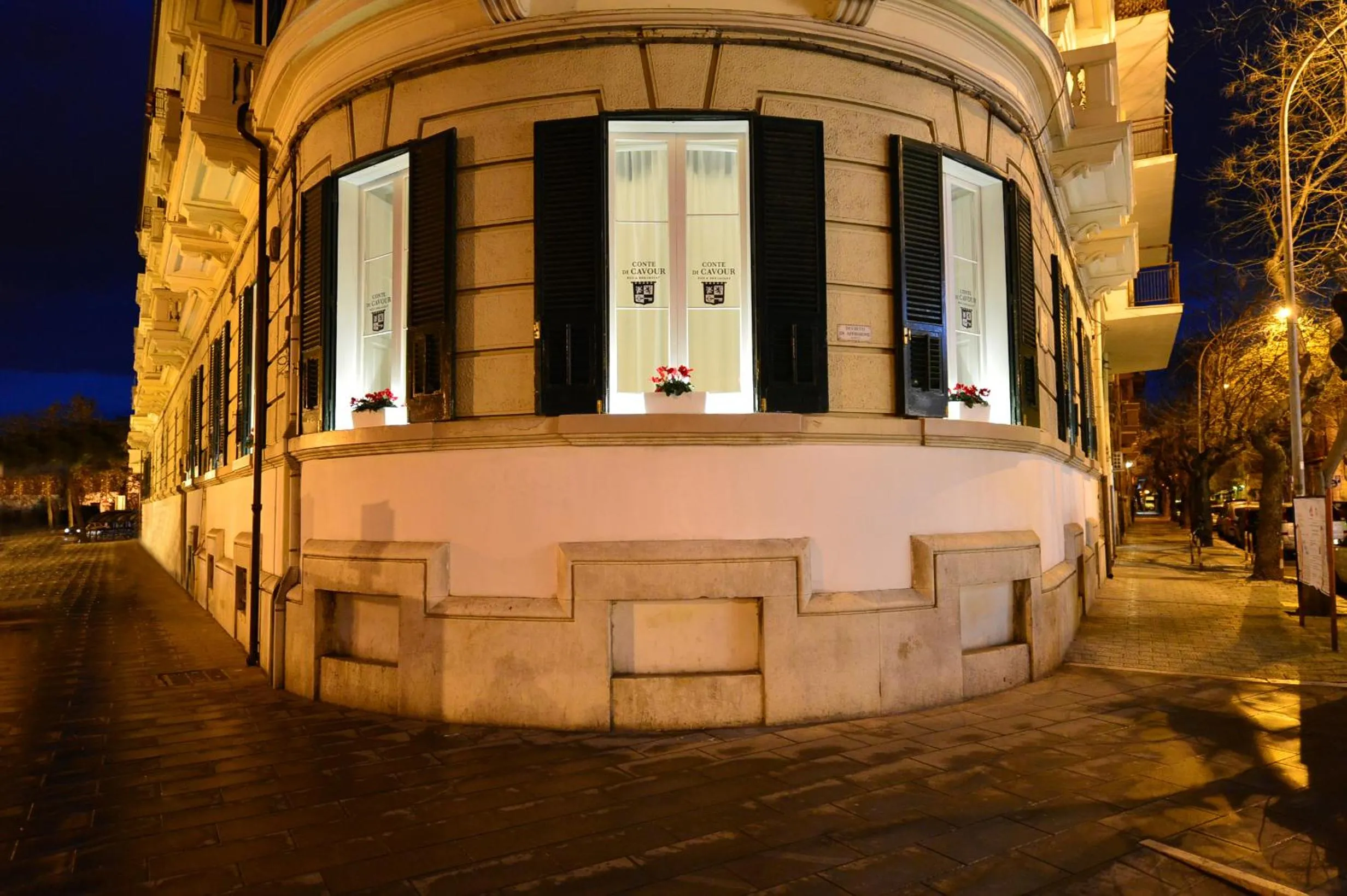 Property building in Conte di Cavour