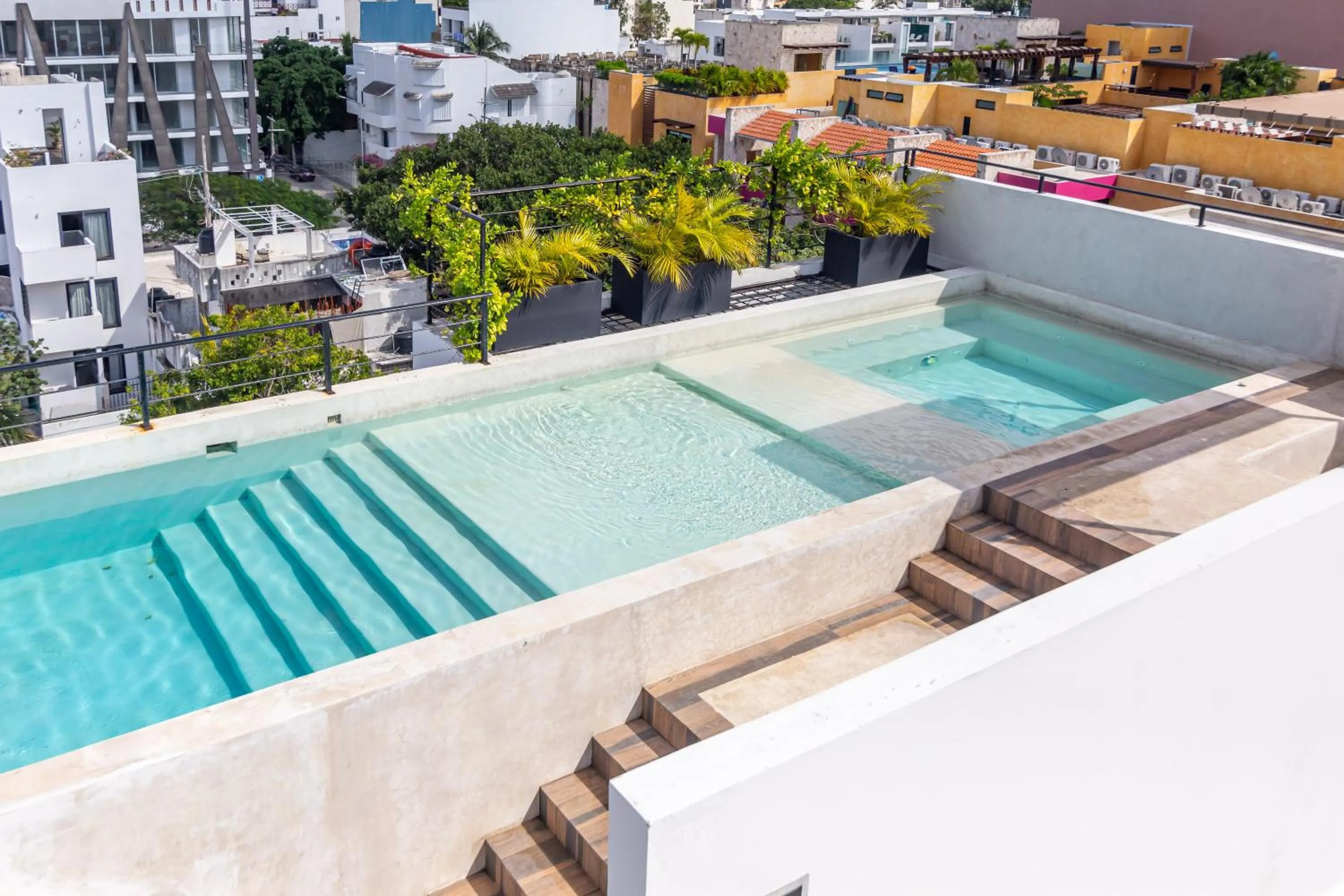 Day in Toh House Luxury by Boutique Apartments MX