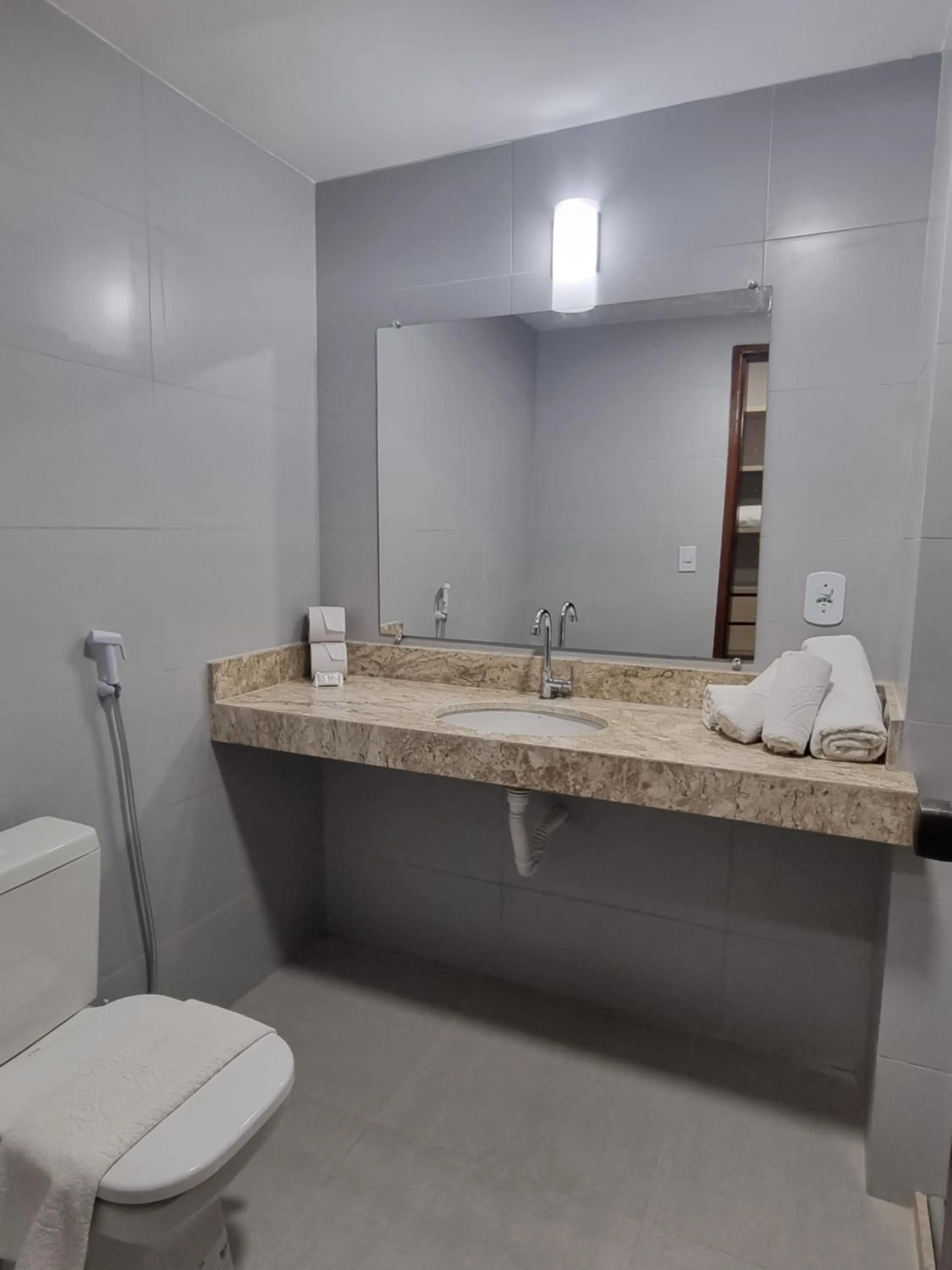 Bathroom in LC TEMPORADAS PORTOBELLO PARK HOTEL