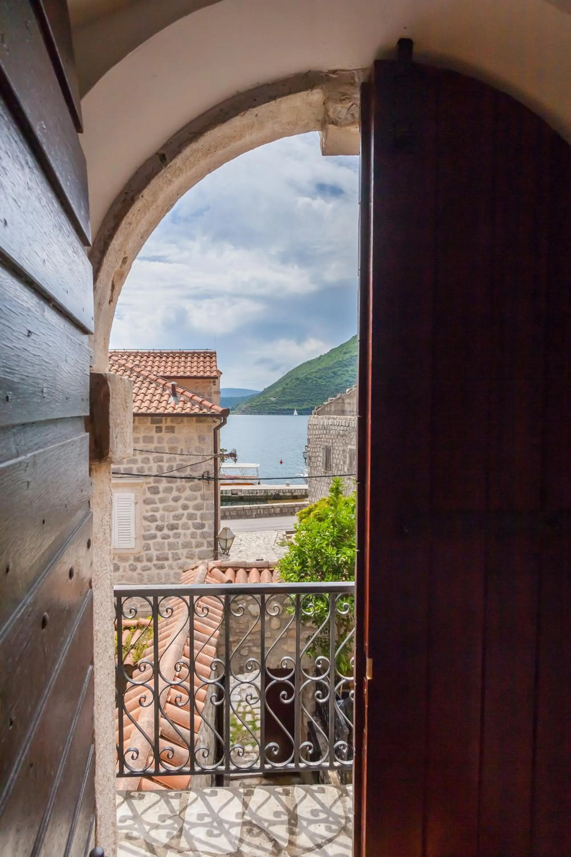 Facade/entrance in Villa & Apartments Perasto