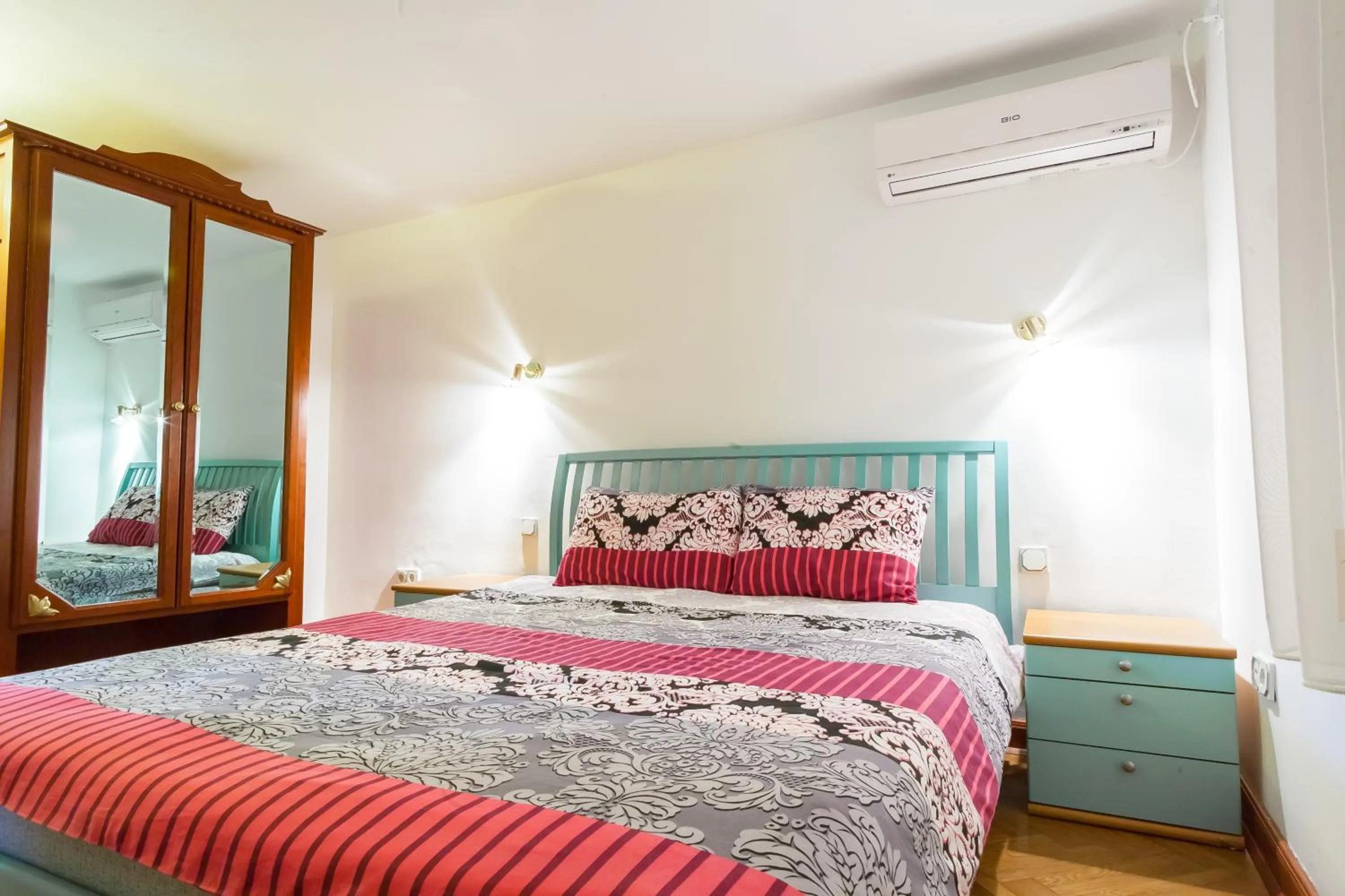 Bedroom, Bed in Villa & Apartments Perasto