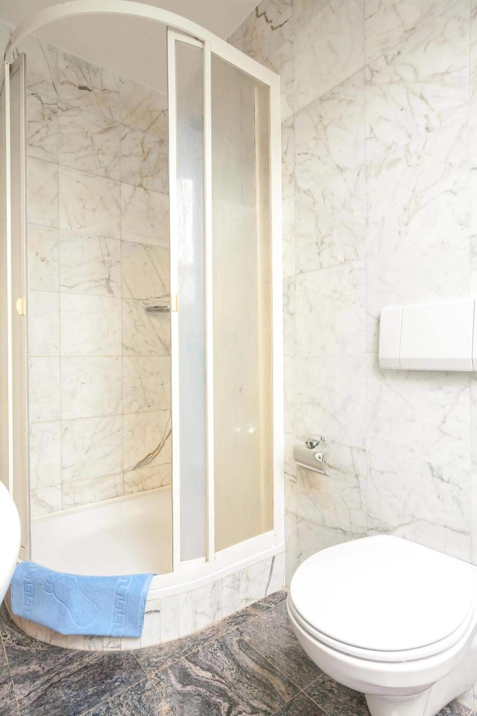 Bathroom in Villa & Apartments Perasto