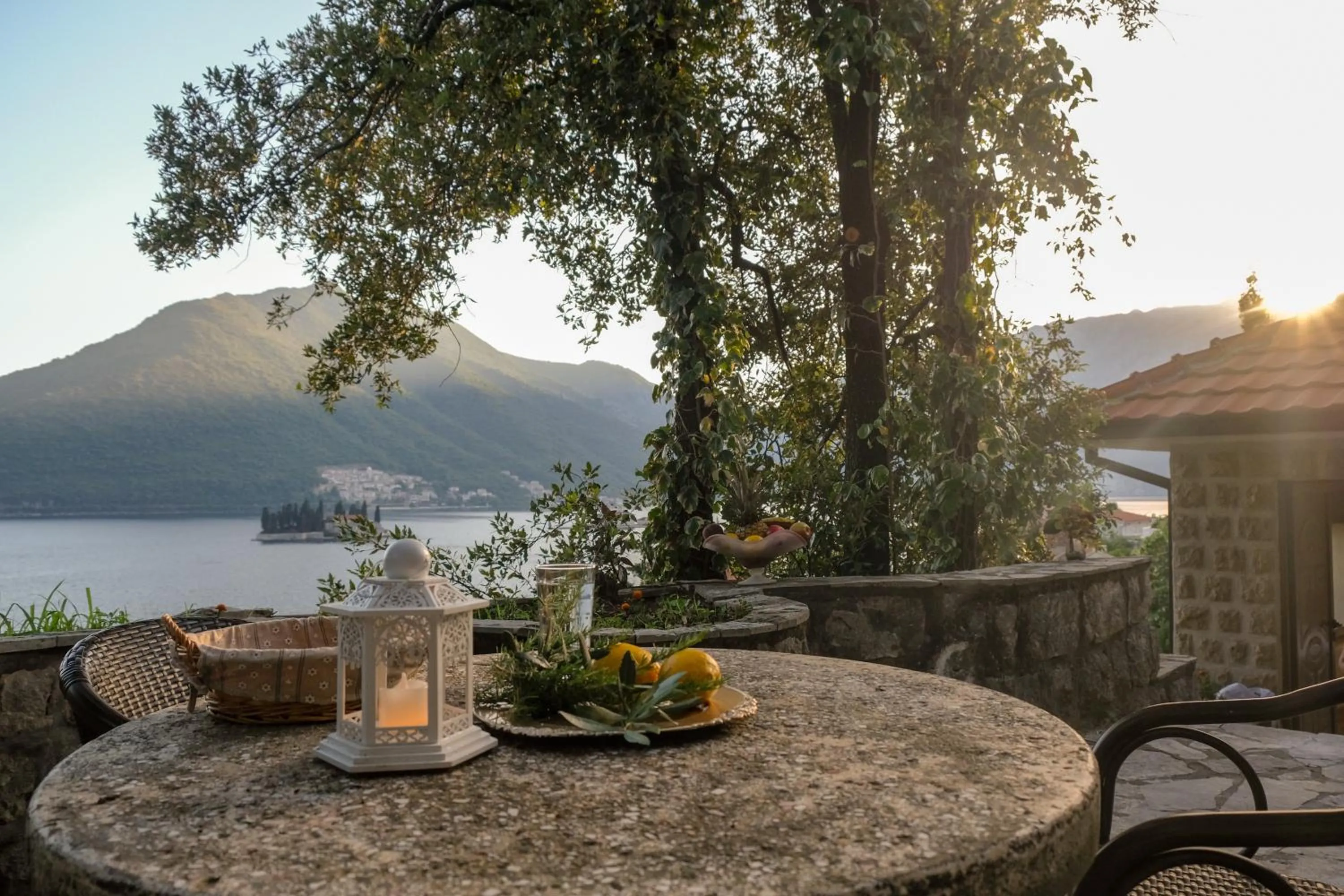 Mountain view in Villa & Apartments Perasto