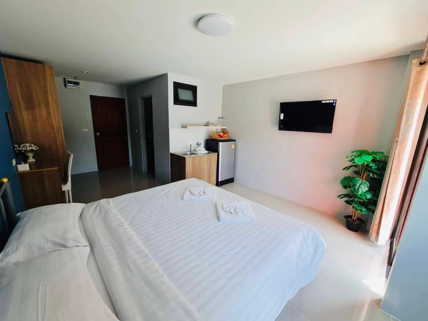 Other in Dinosaur Apartment