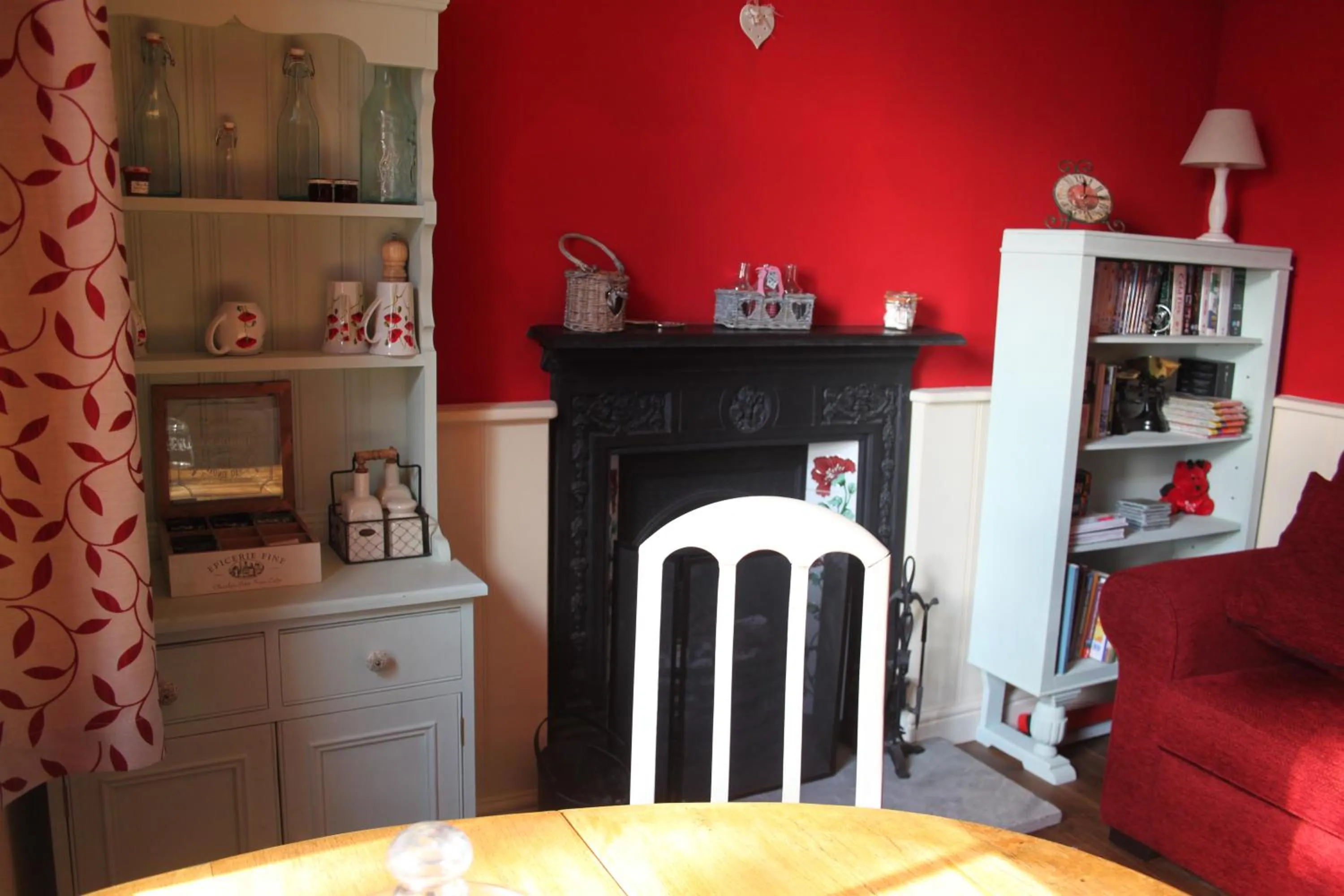 Lounge or bar in Ellenboro House