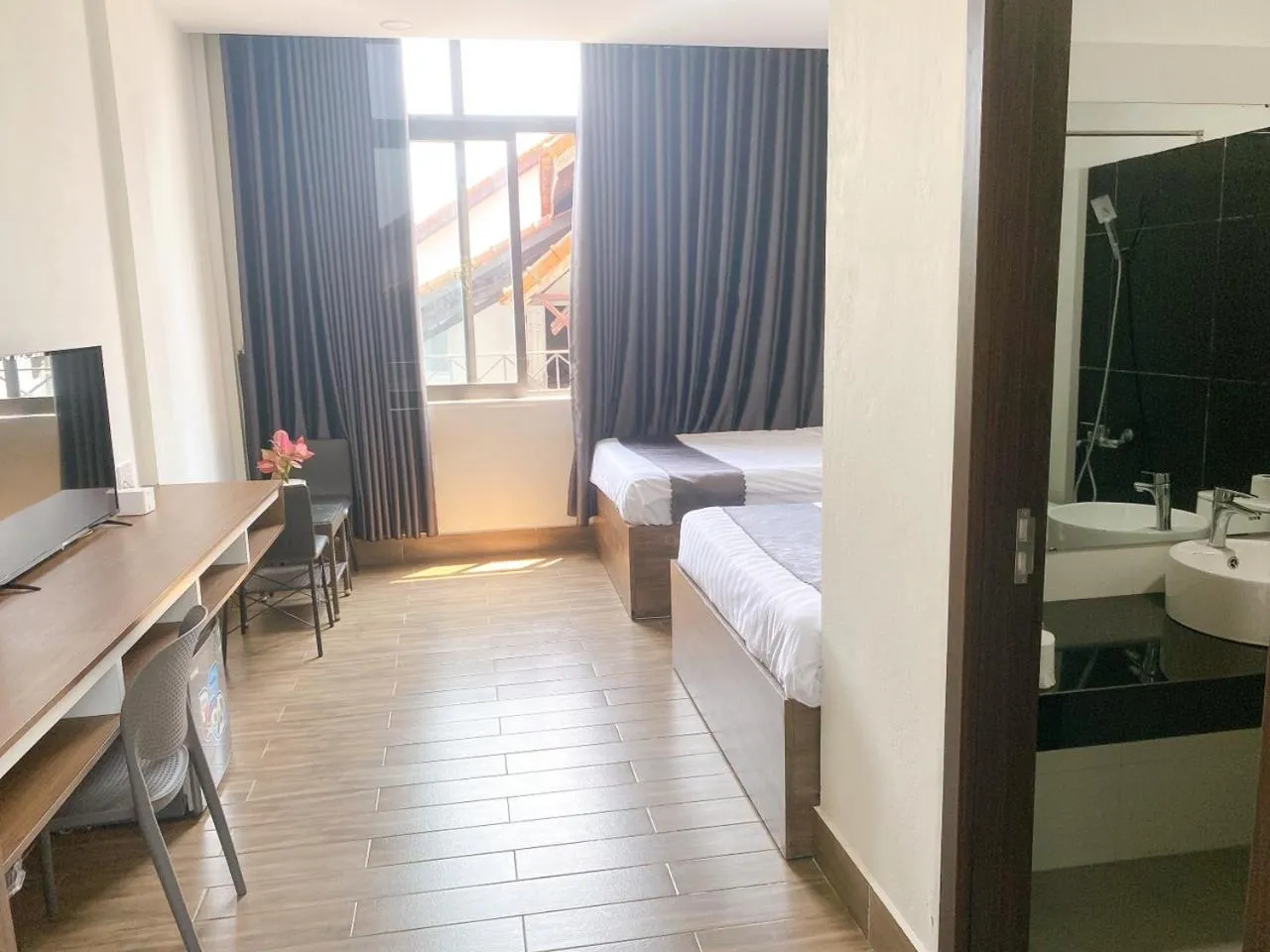 Photo of the whole room, Bed in Golden Star Villa Hue