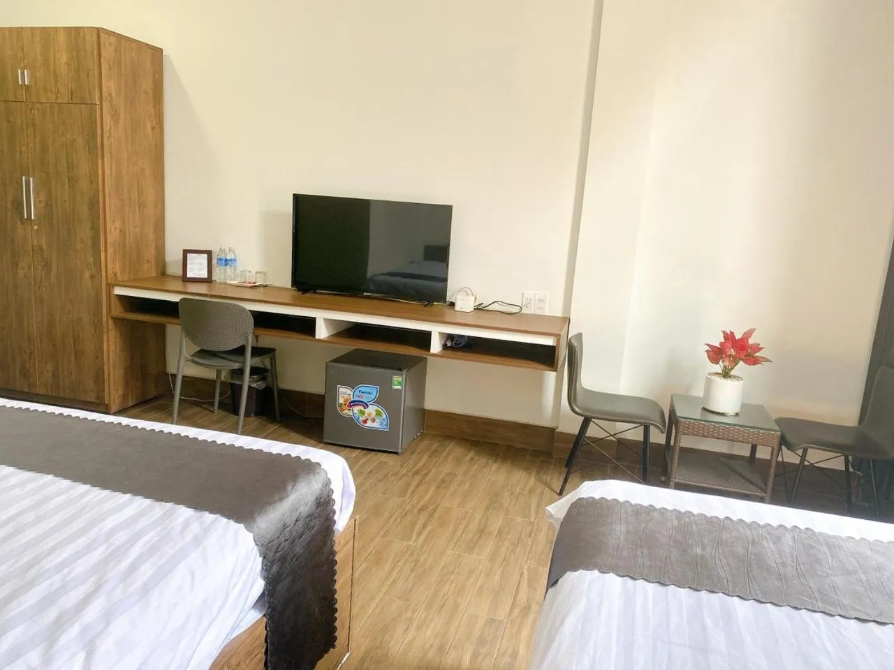 Bedroom, Bed in Golden Star Villa Hue