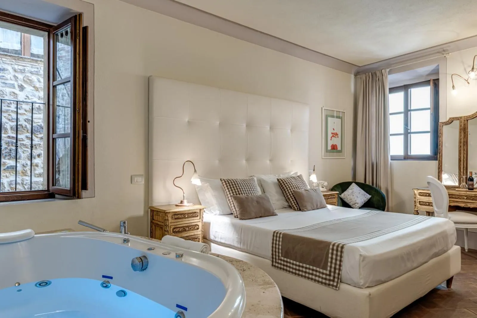 Bedroom, Bed in PALAZZO DEL CAPITANO Wellness & Relais - Luxury Borgo Capitano Collection