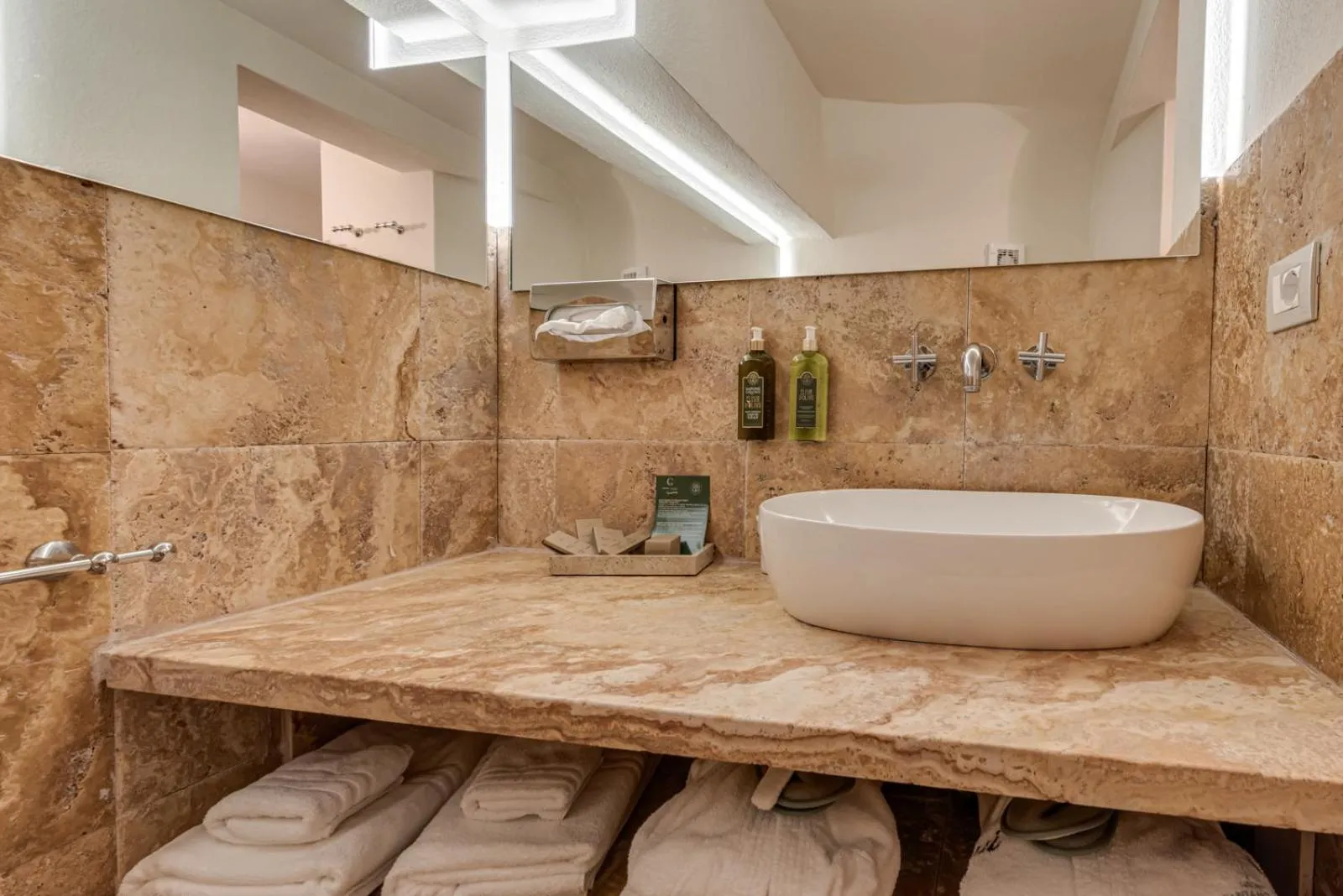 Bathroom in PALAZZO DEL CAPITANO Wellness & Relais - Luxury Borgo Capitano Collection