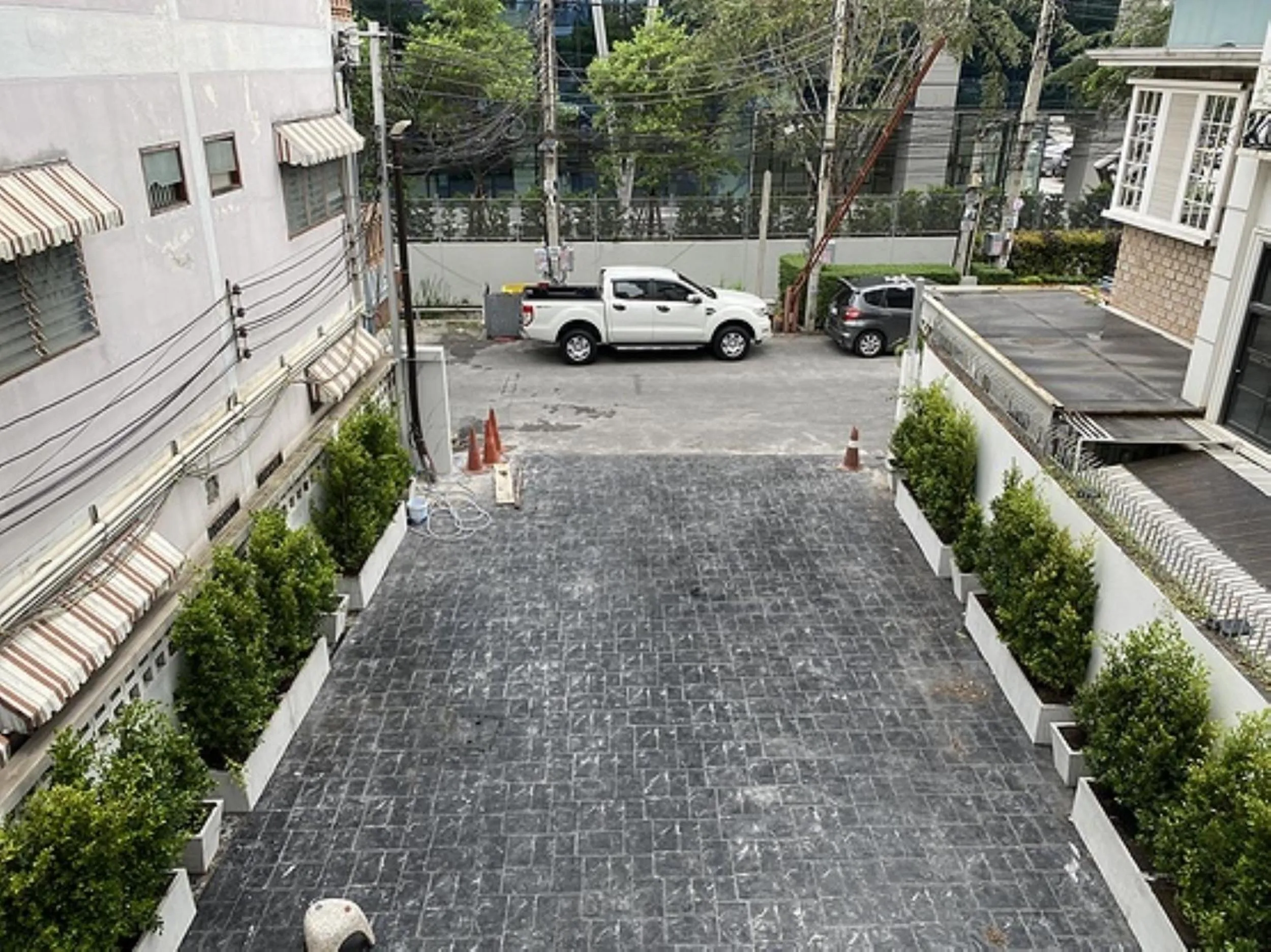 Parking in Anwari Hotel