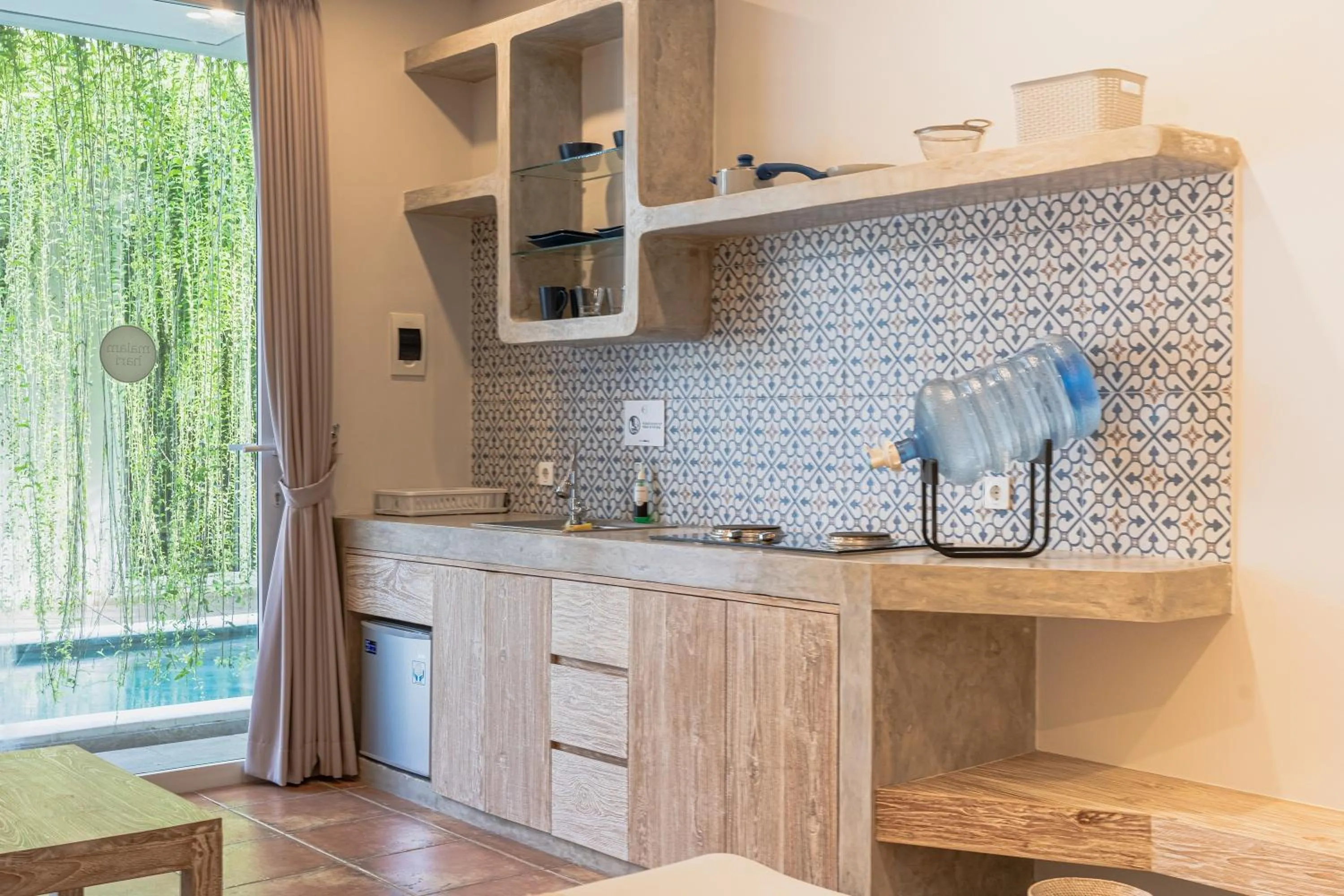 Kitchen or kitchenette in Malam Hari ApartHotel