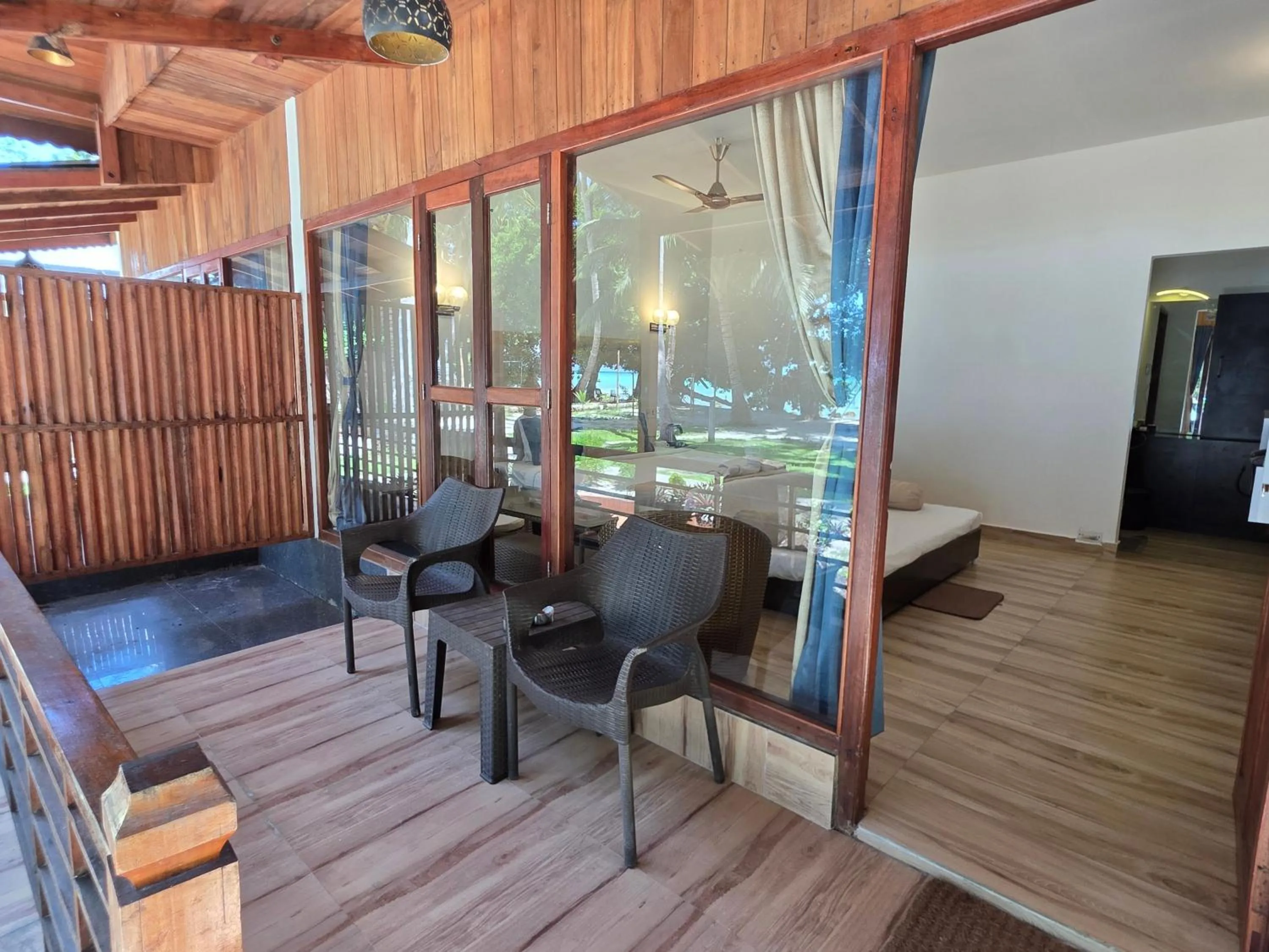 Seating area in Lemon Grass Resort & Spa