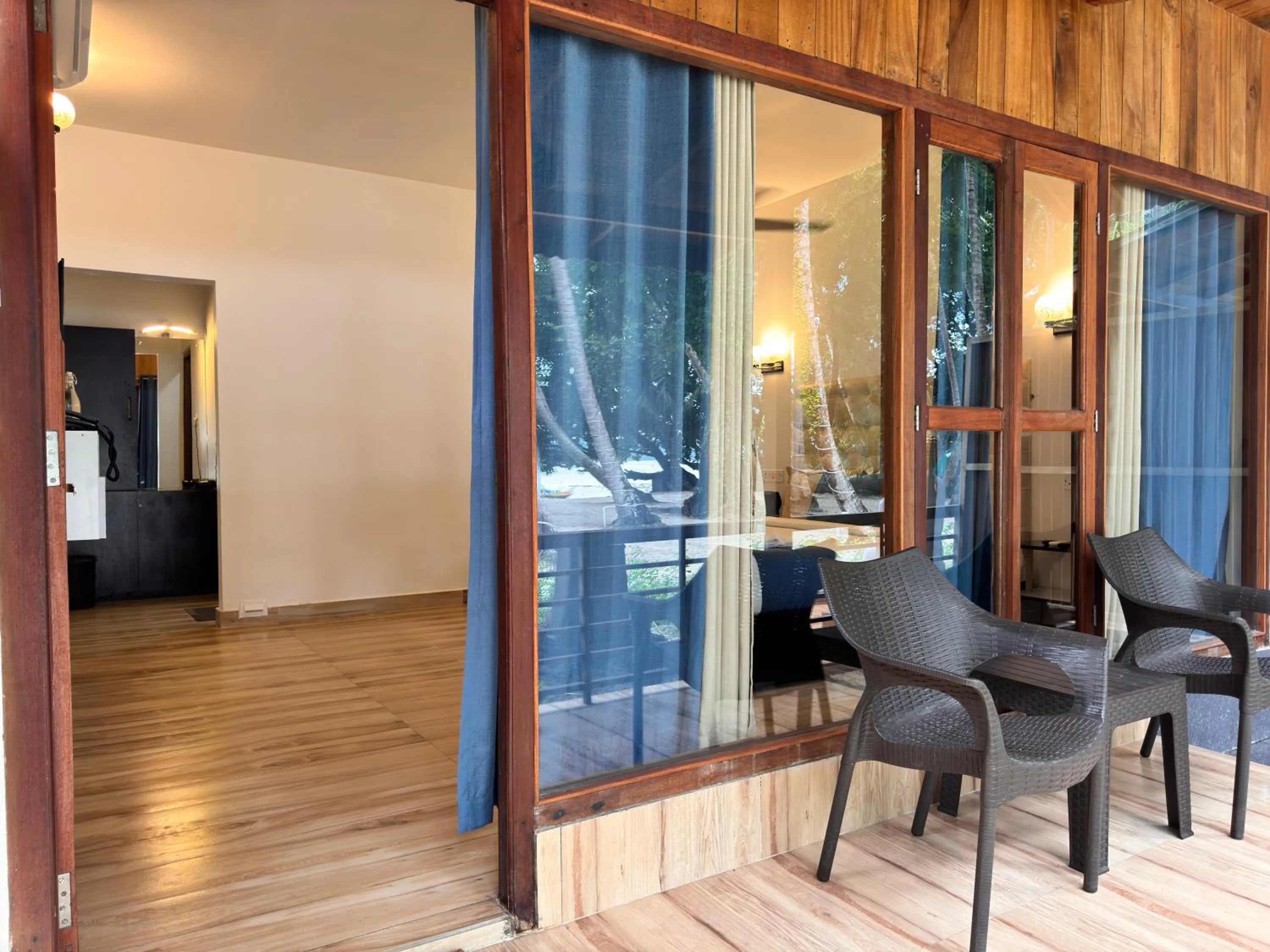 Seating area in Lemon Grass Resort & Spa