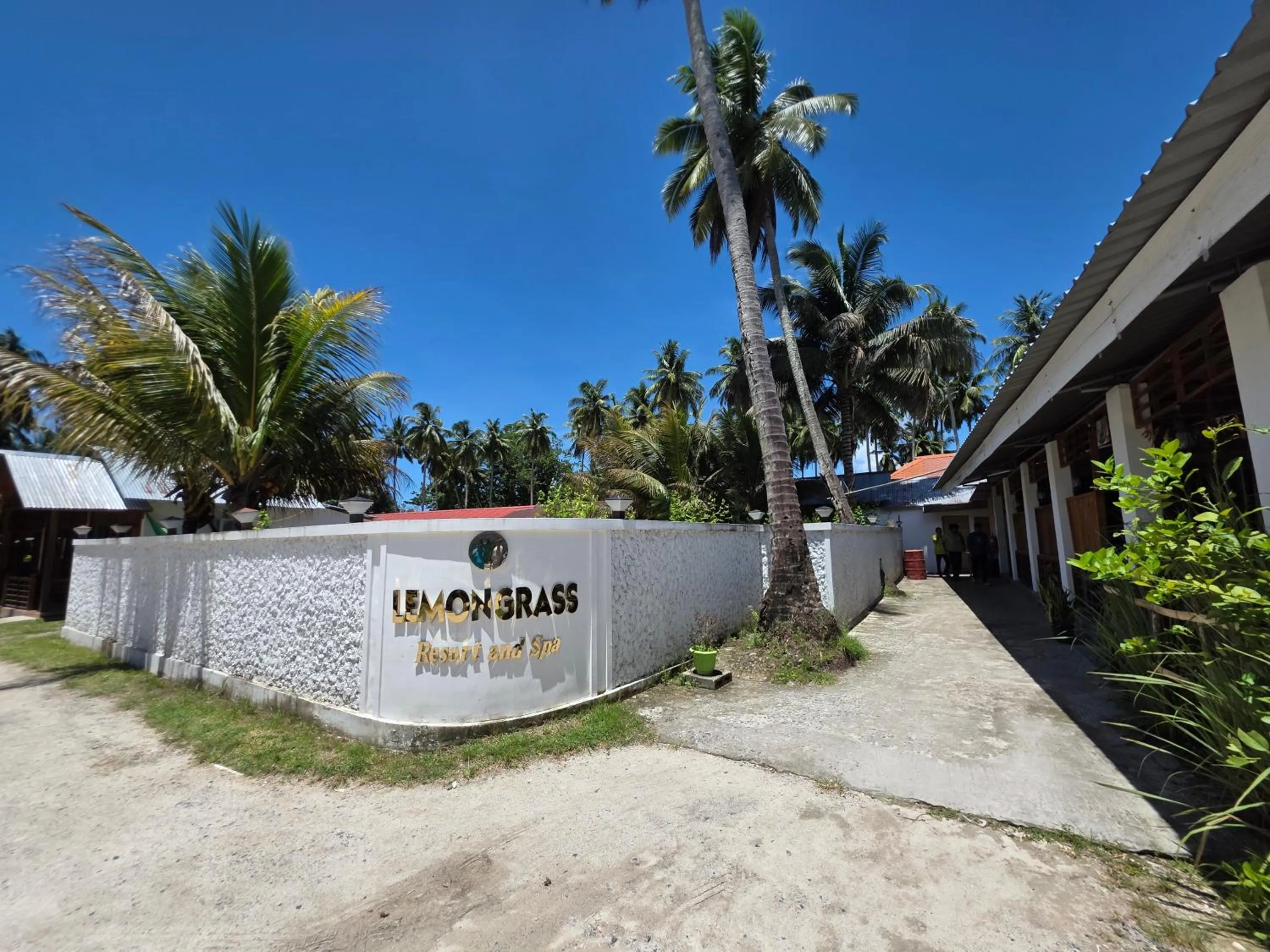 Facade/entrance in Lemon Grass Resort & Spa