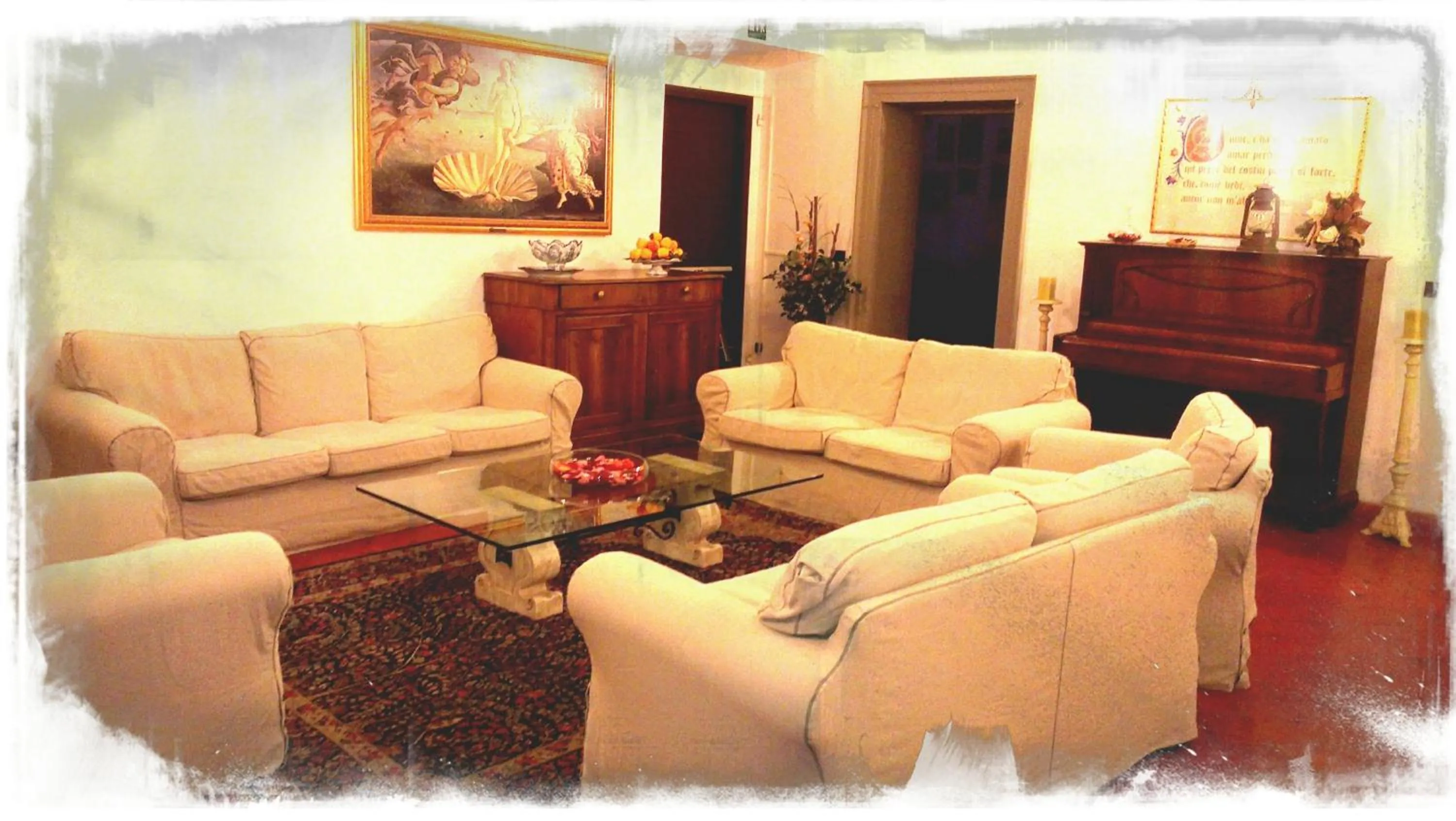Lobby or reception in Hotel Vasari