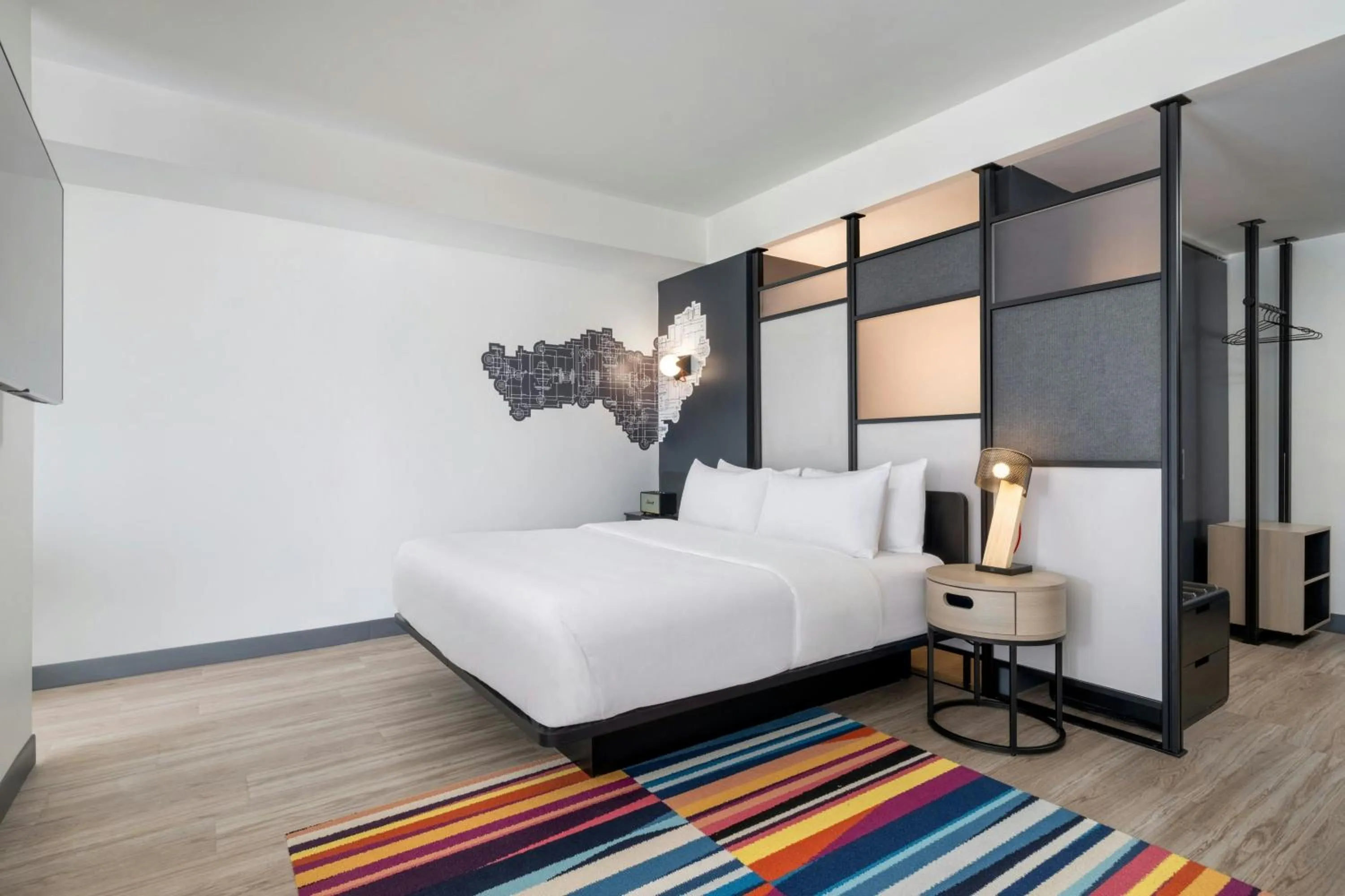 Photo of the whole room, Bed in Aloft Florence