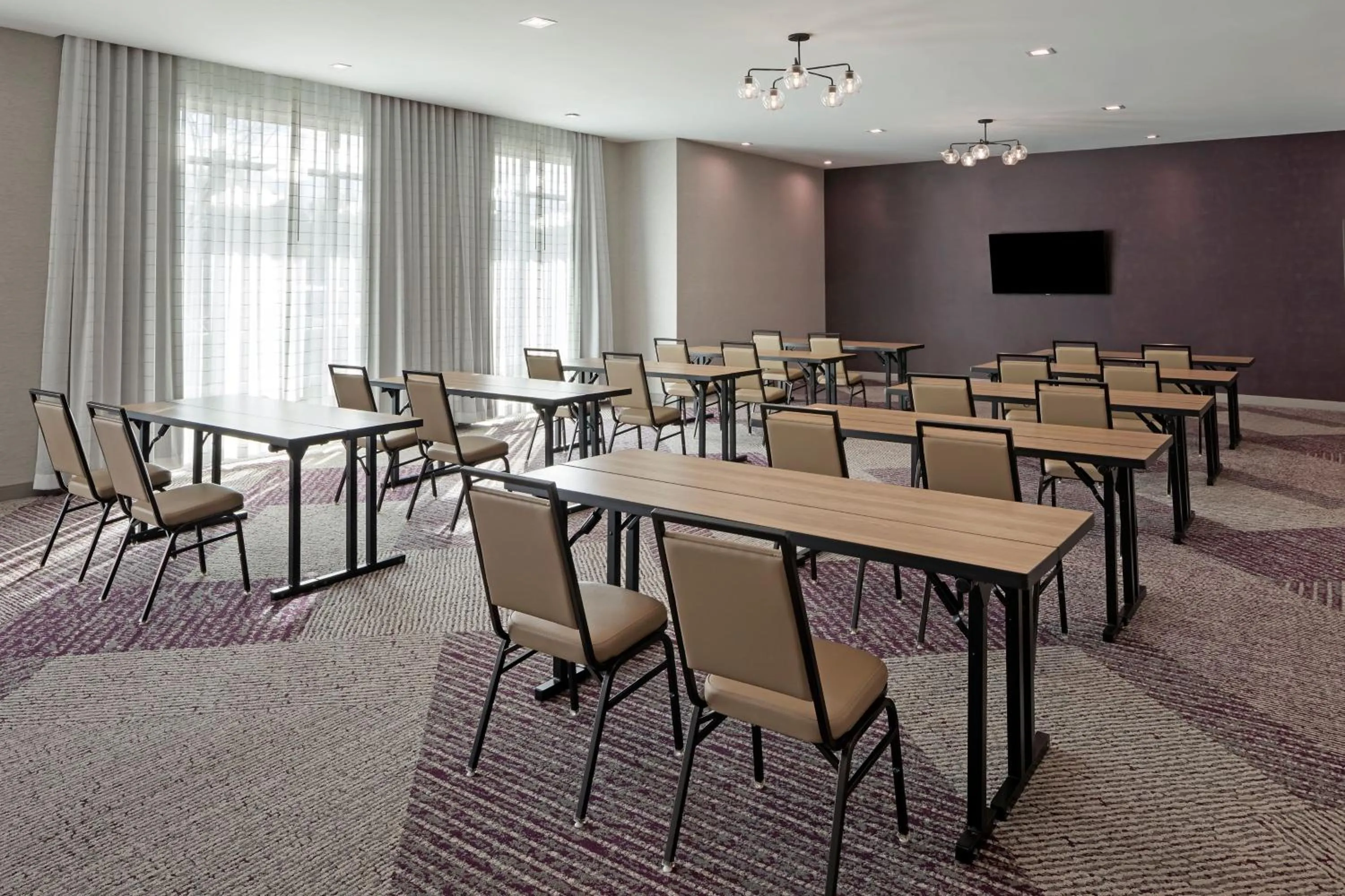 Meeting/conference room in Residence Inn by Marriott Chatsworth