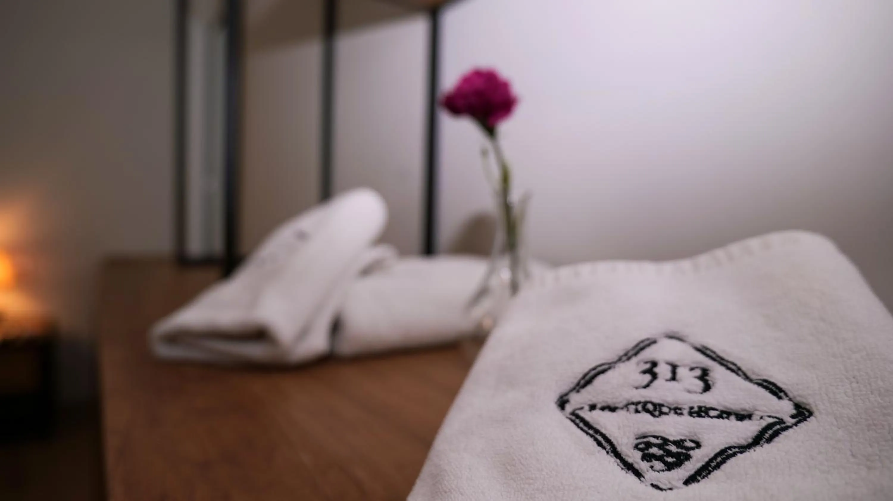 Property logo or sign, Bed in 313 Villa City Center