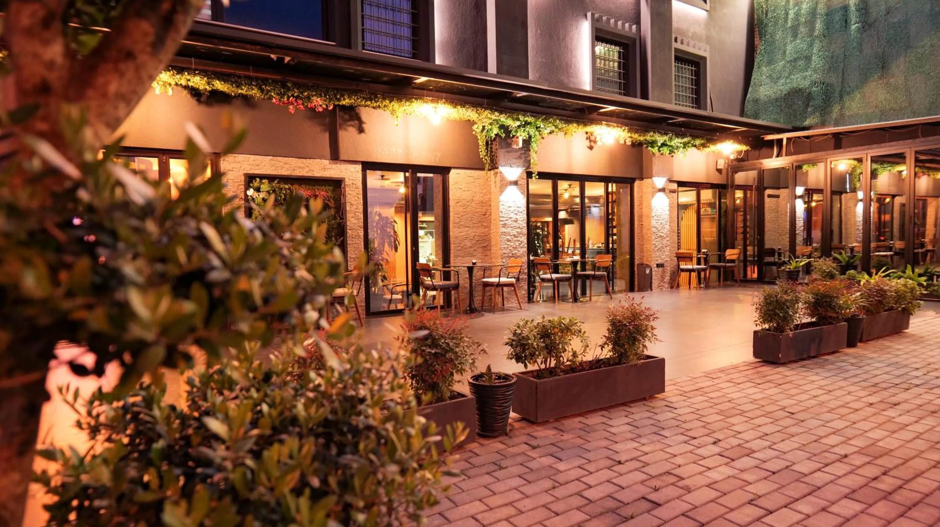 Property building in 313 Villa City Center