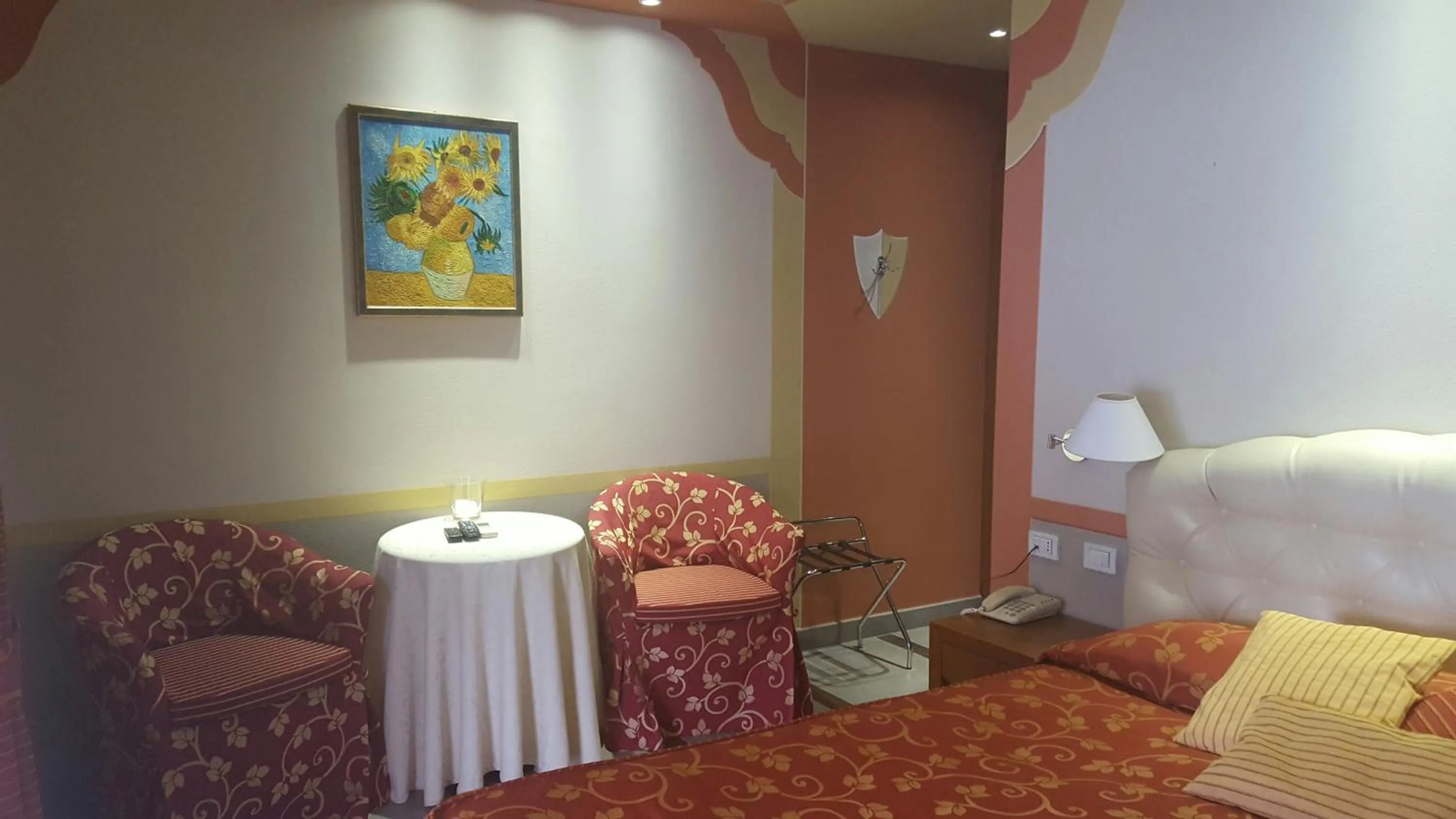 Bed in Albergo Del Lago