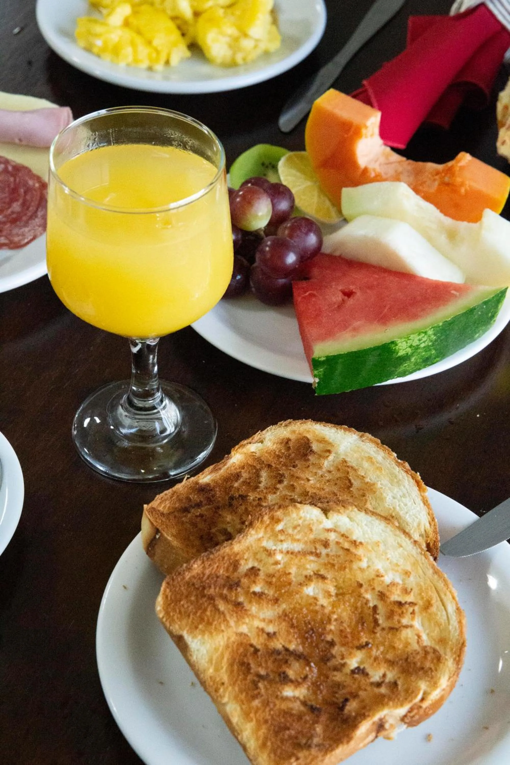 Food and drinks in Tezla Hotel