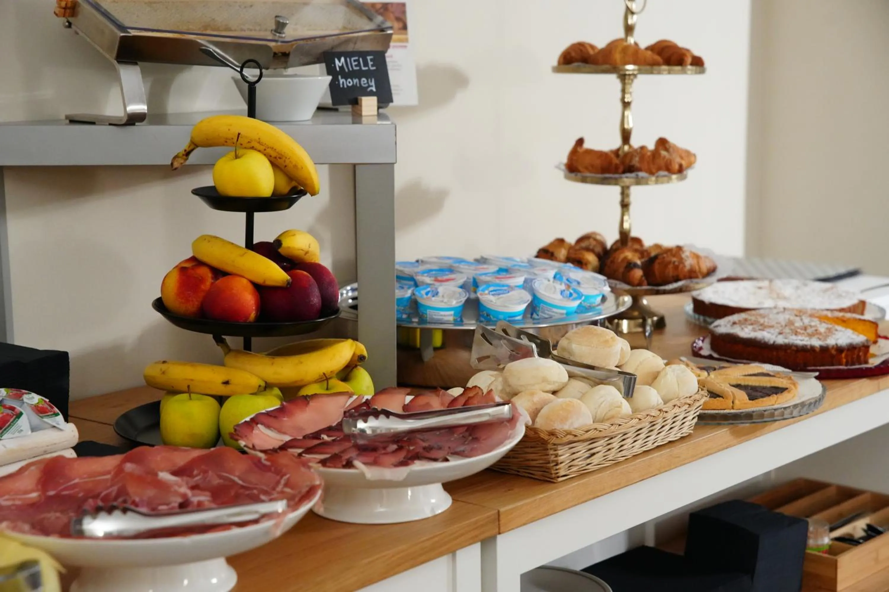 Breakfast in Hotel Montevecchio