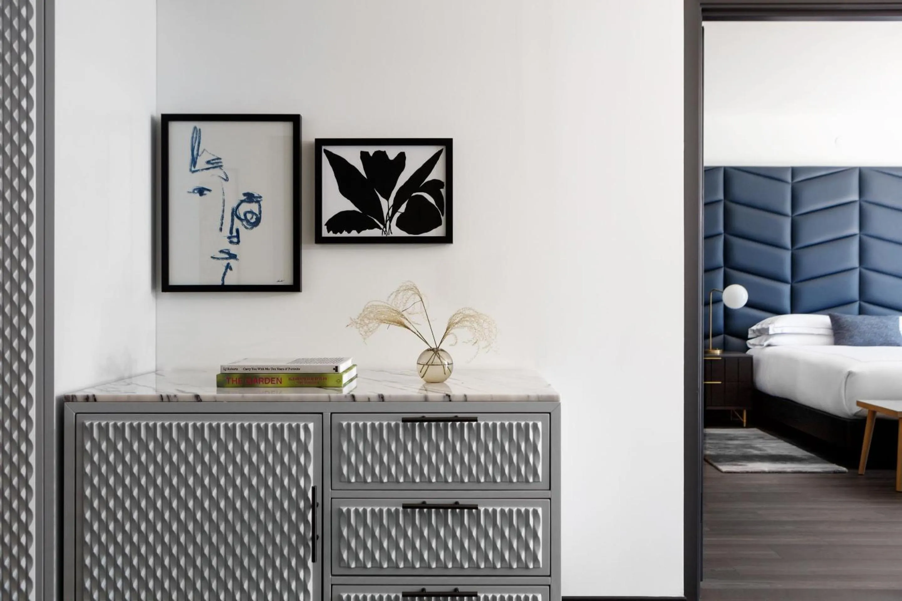 Photo of the whole room, Bed in Kimpton Shane Atlanta by IHG