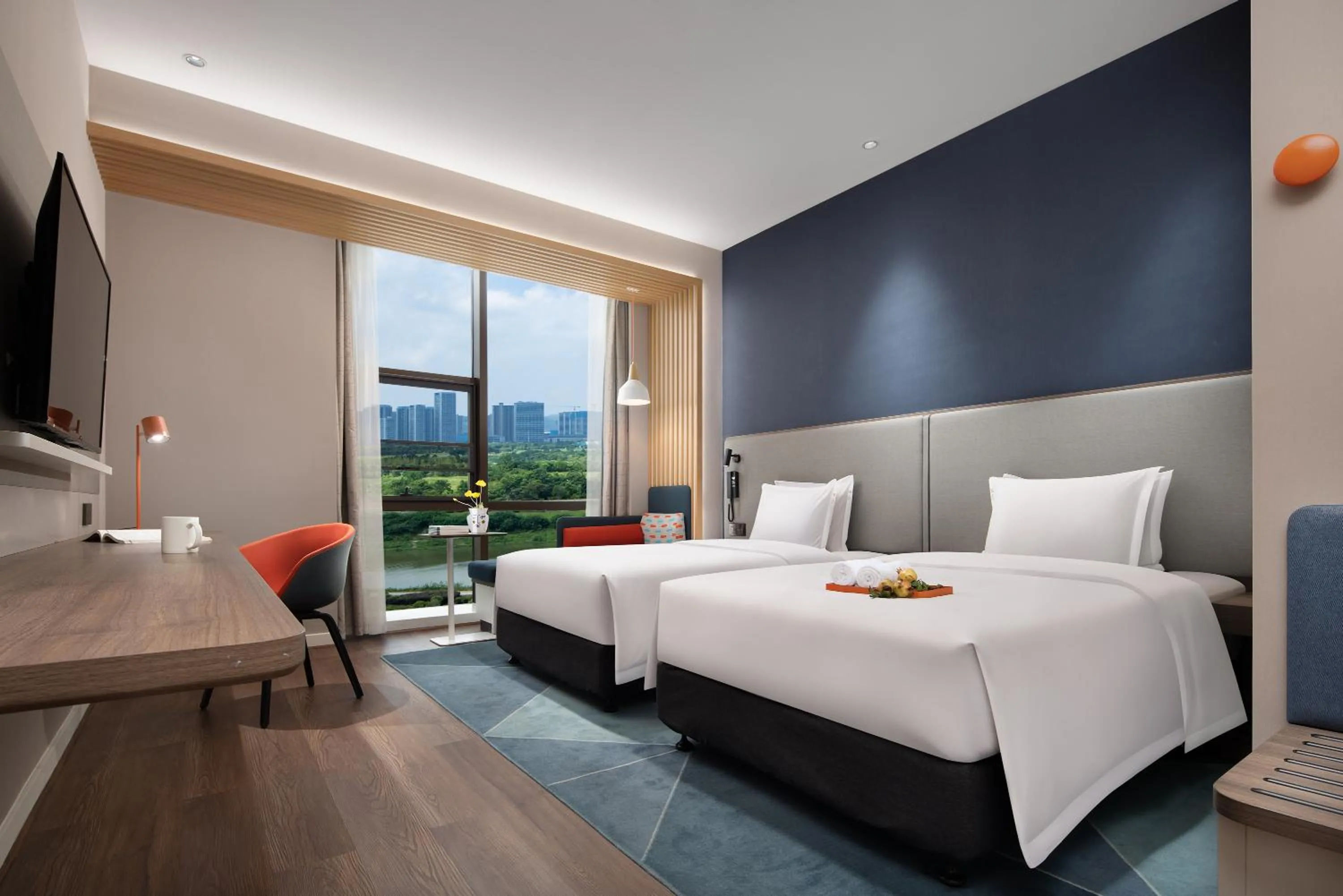 Photo of the whole room, Bed in Holiday Inn Express Changsha University Tech City by IHG