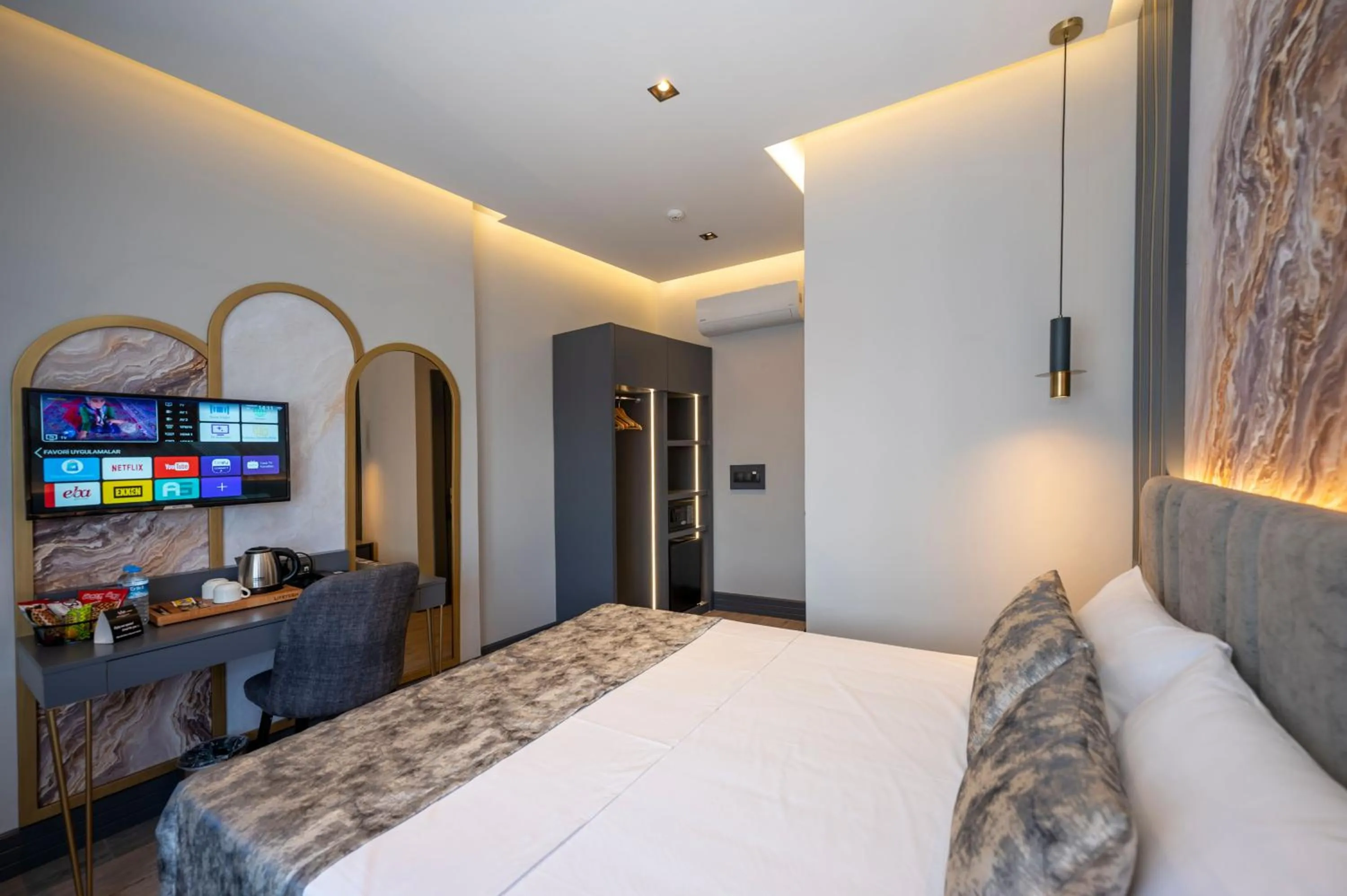 Photo of the whole room, Bed in World Class Hotel - Istanbul Airport