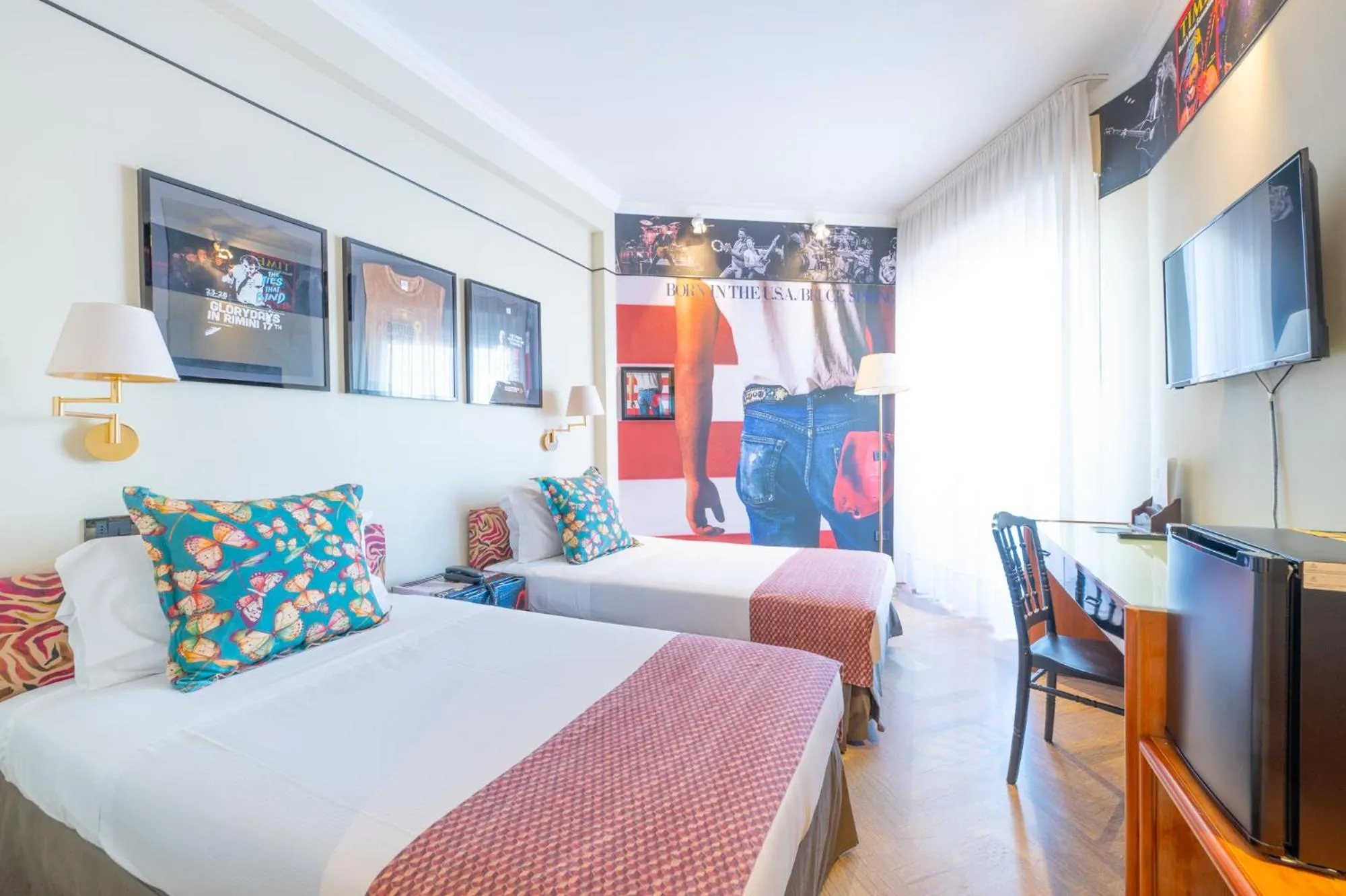 Bedroom, Bed in Admiral Art Hotel