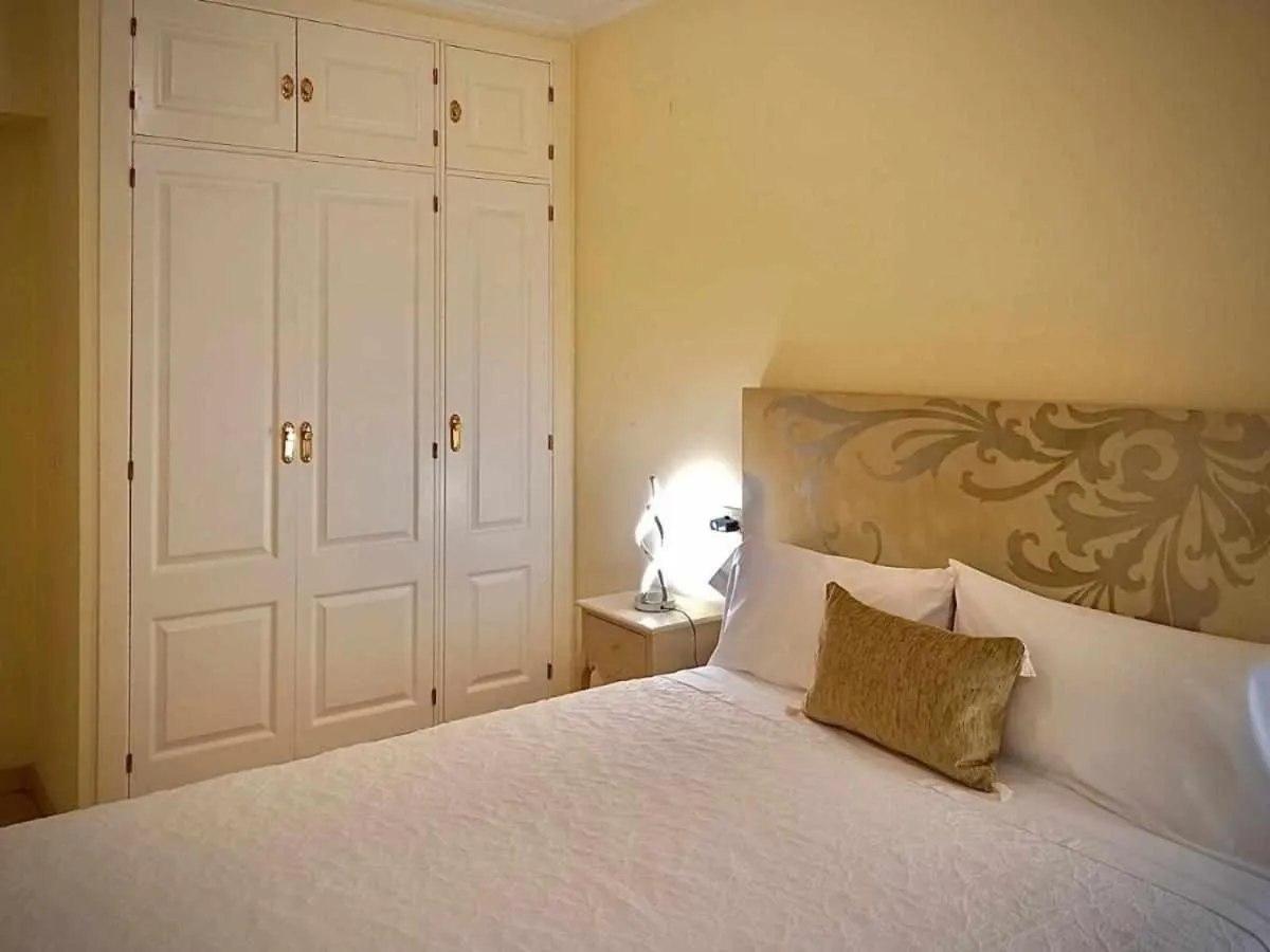 Bedroom, Bed in Apartamento sauceda 7