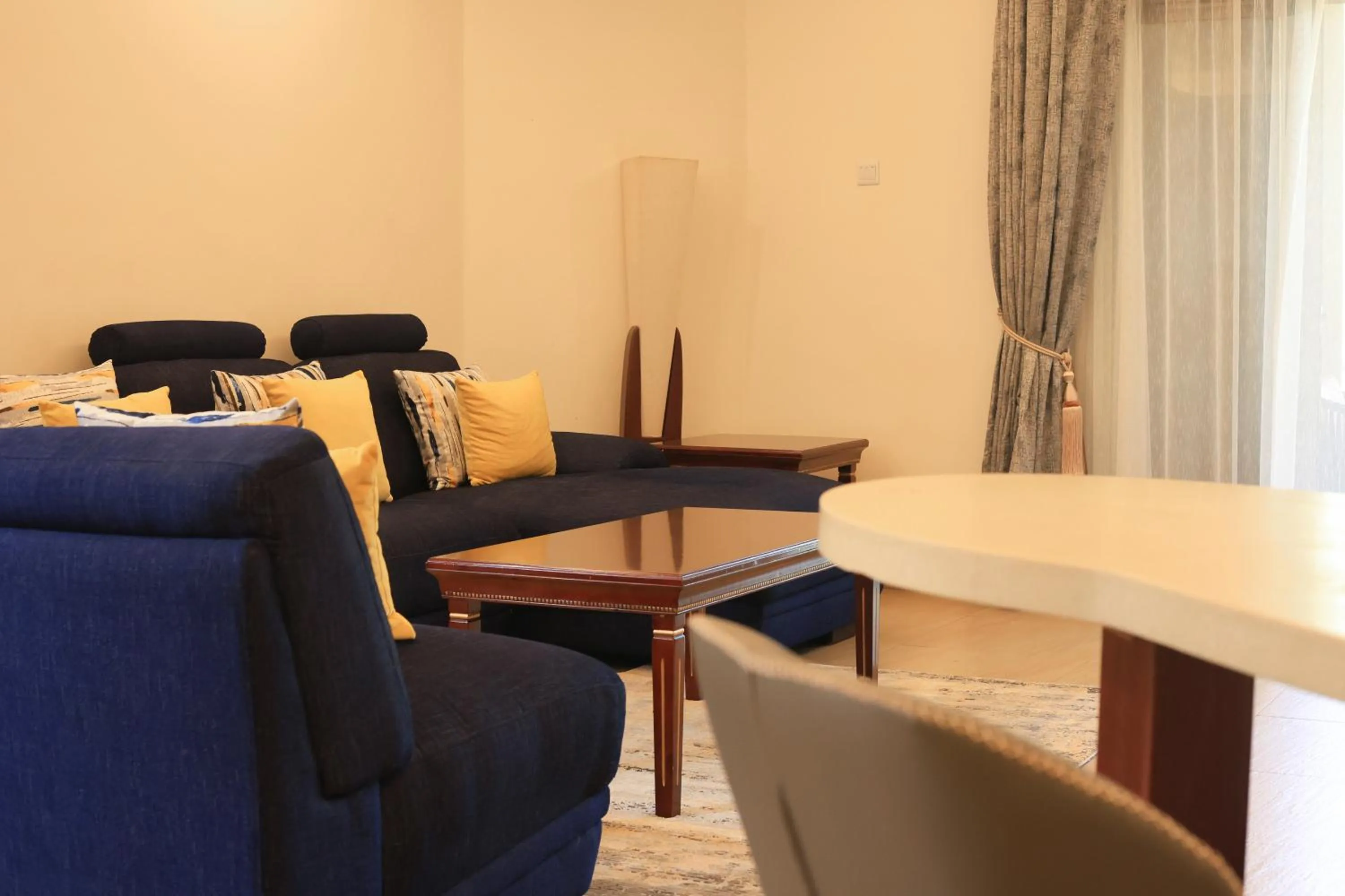 Royal Suites Hotel-Kampala