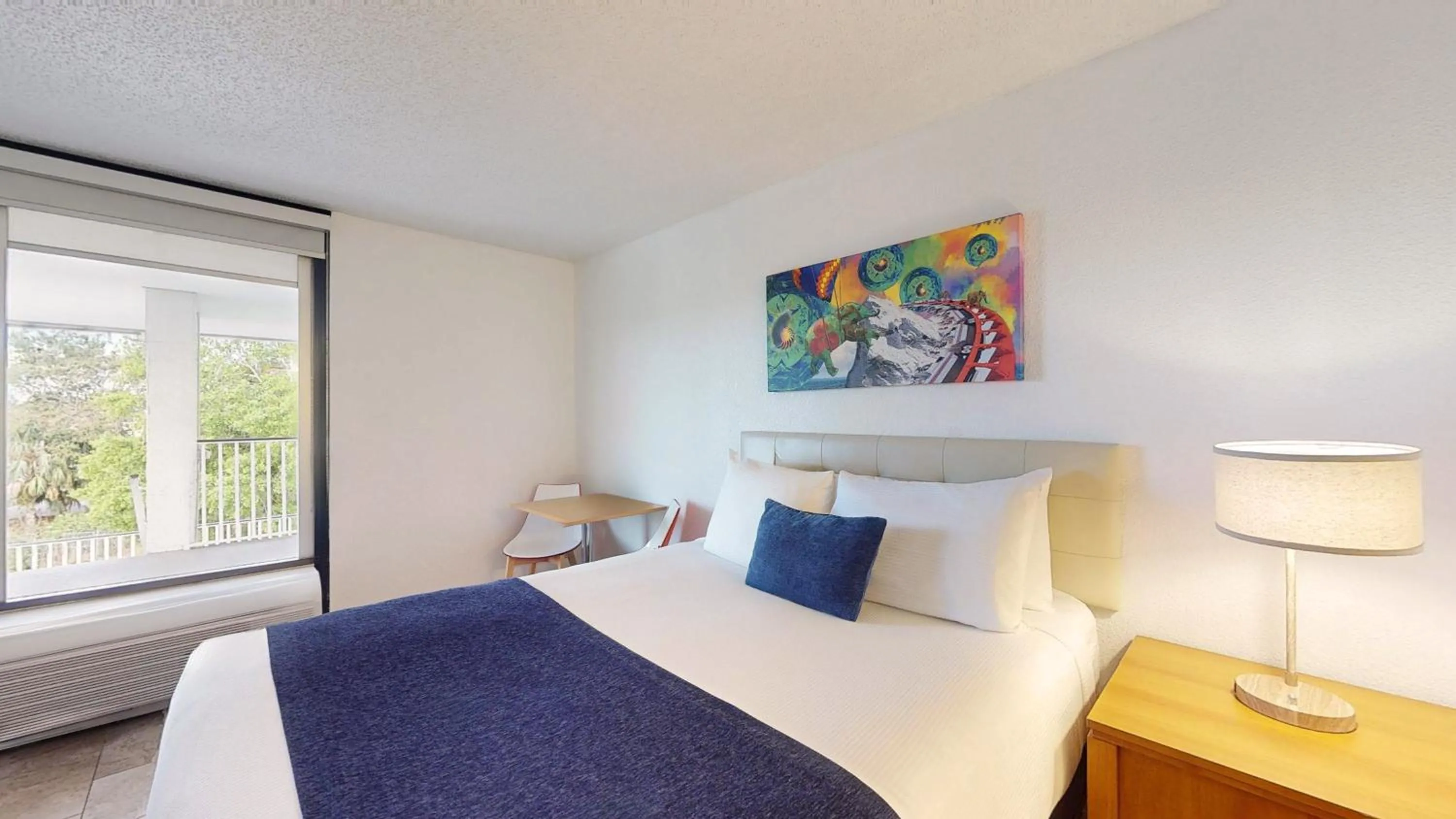 Bed in Park Royal Orlando