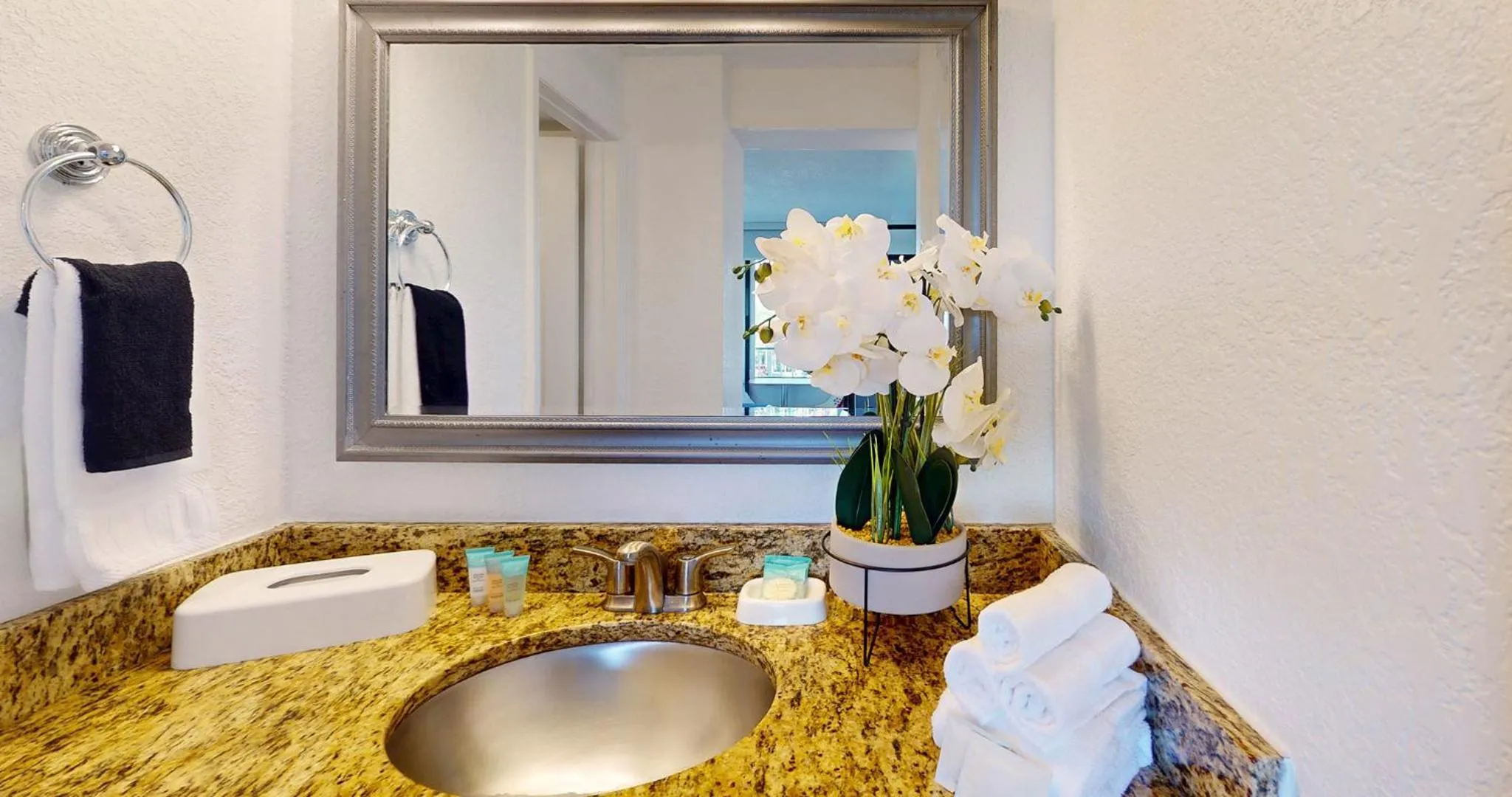 Bathroom in Park Royal Orlando