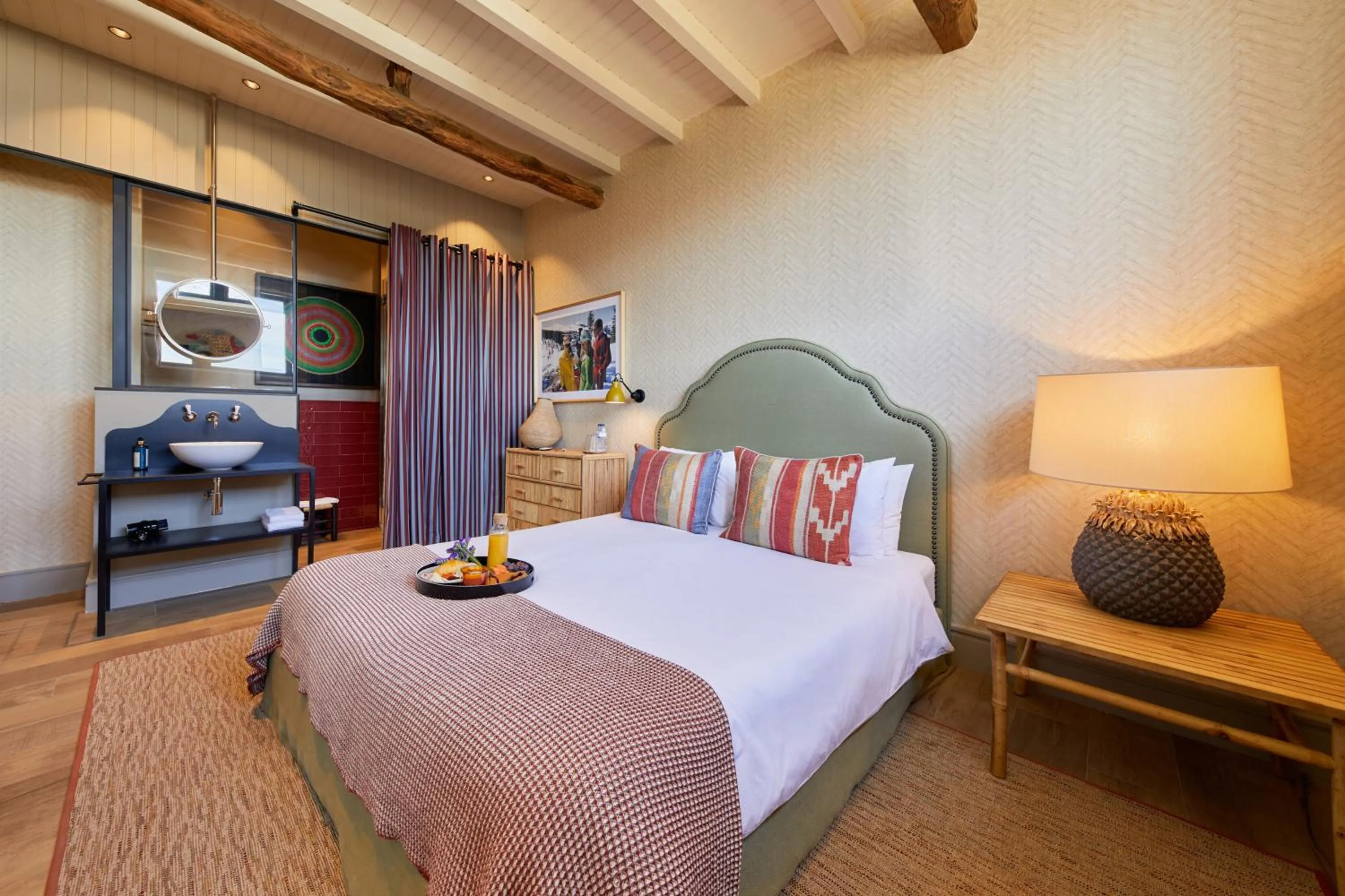 Bed in THE PINTA Boutique