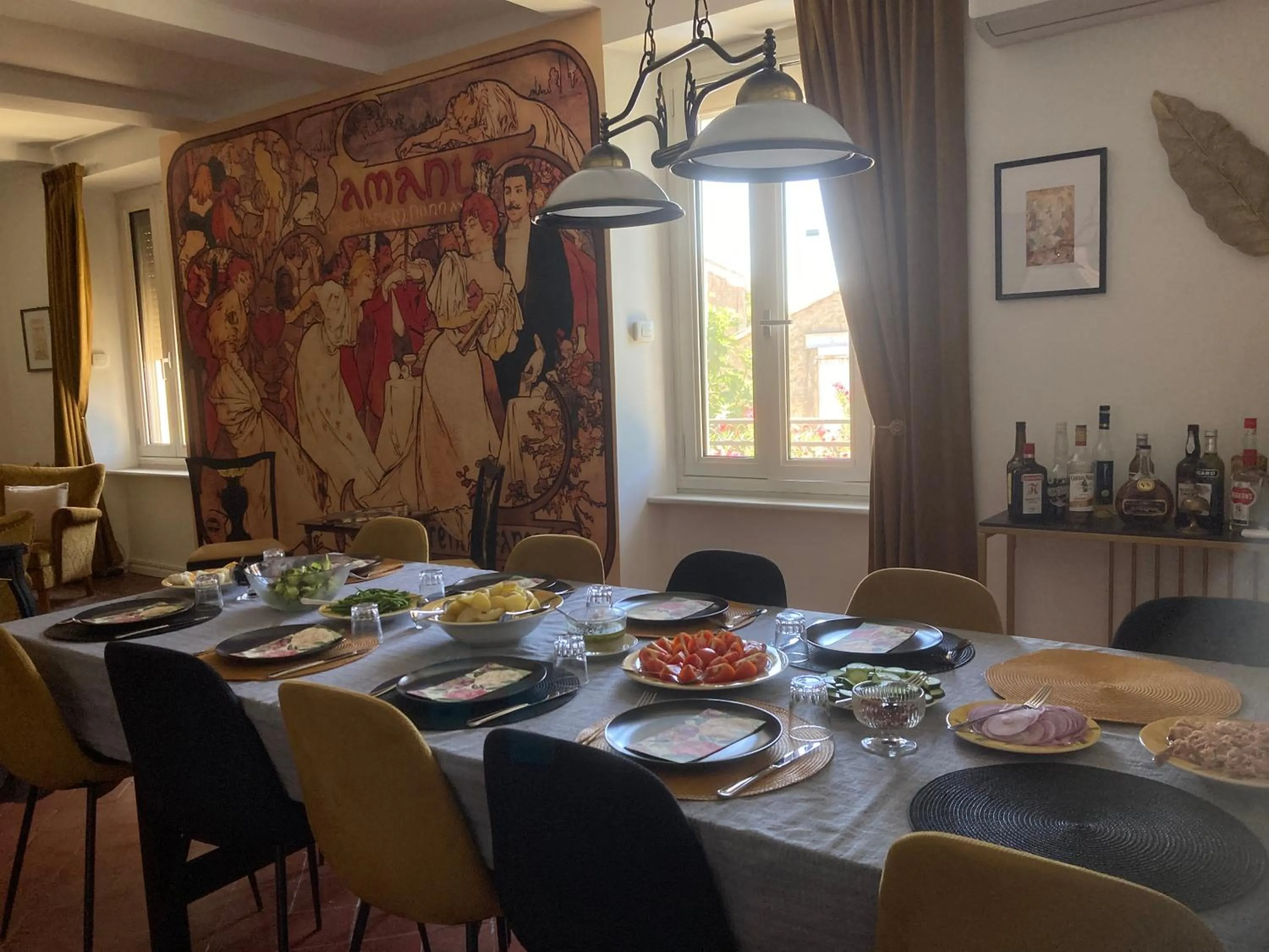 Banquet/Function facilities in CheRiedel Bed & Breakfast & Art Gallery