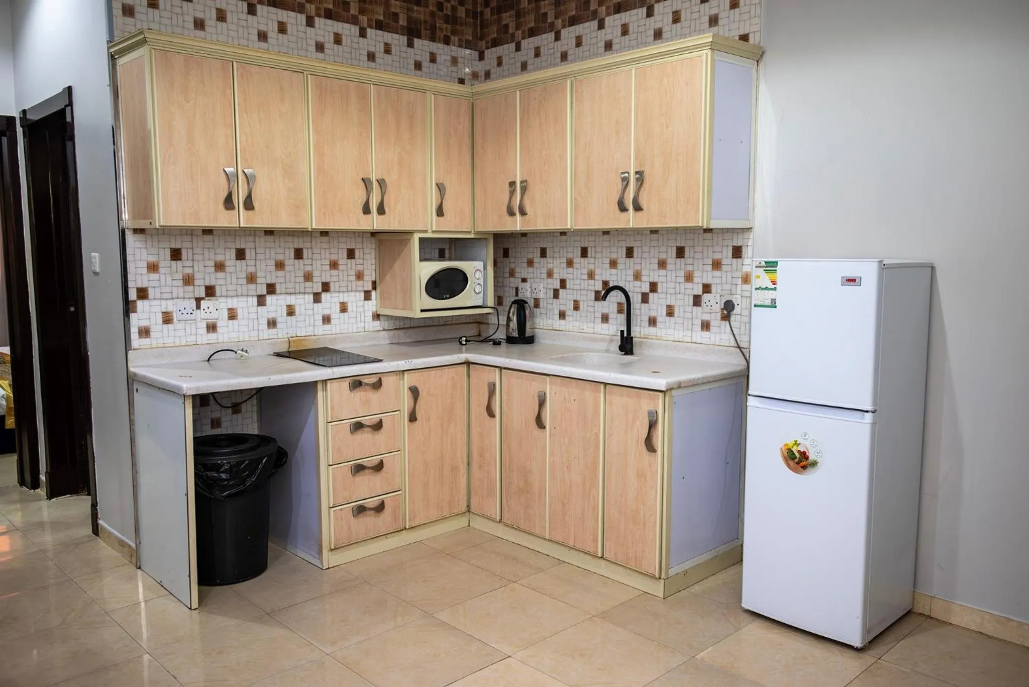 شقق أهلين للشقق المخدومة