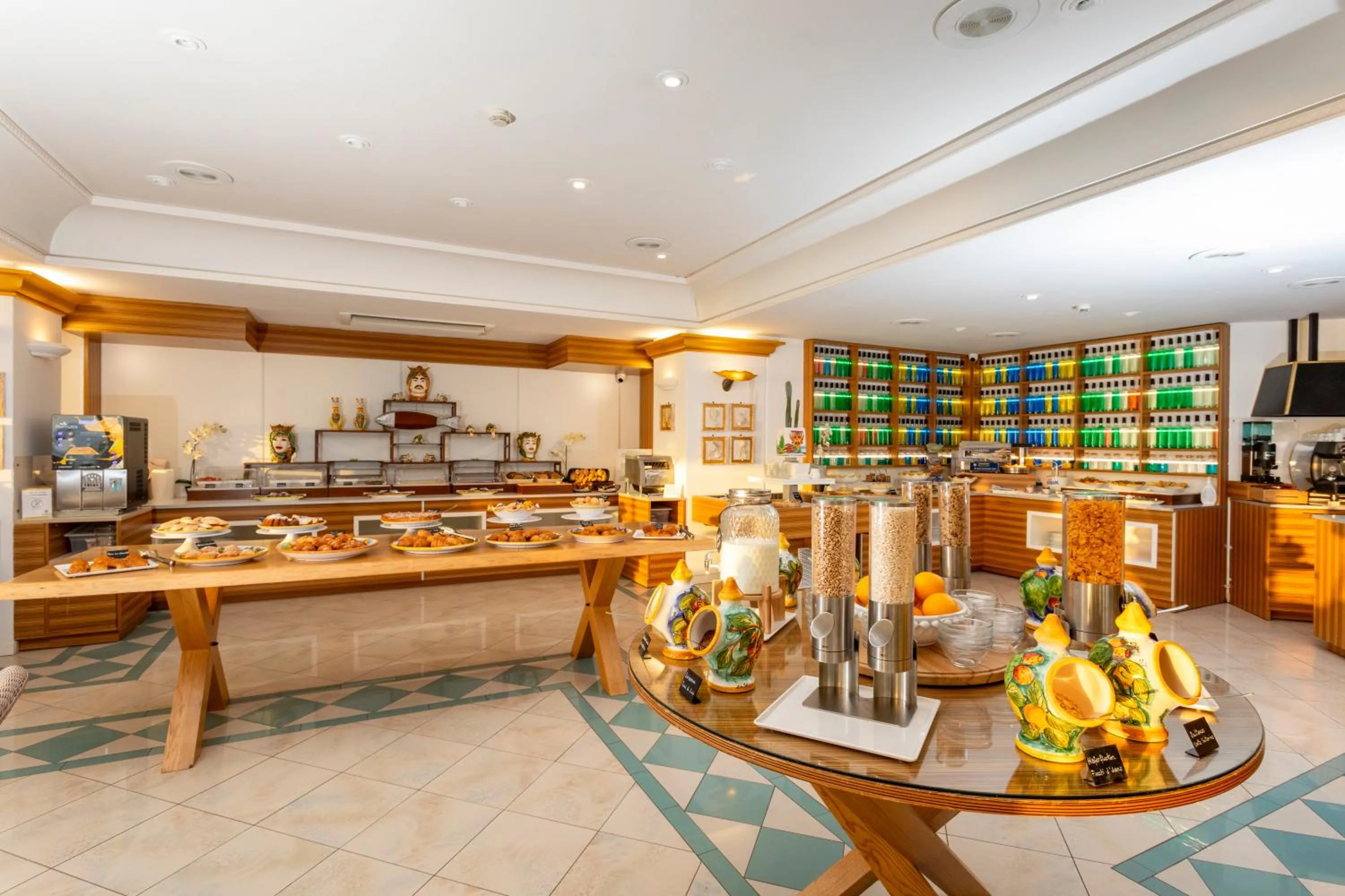 Breakfast in Hotel Kalura