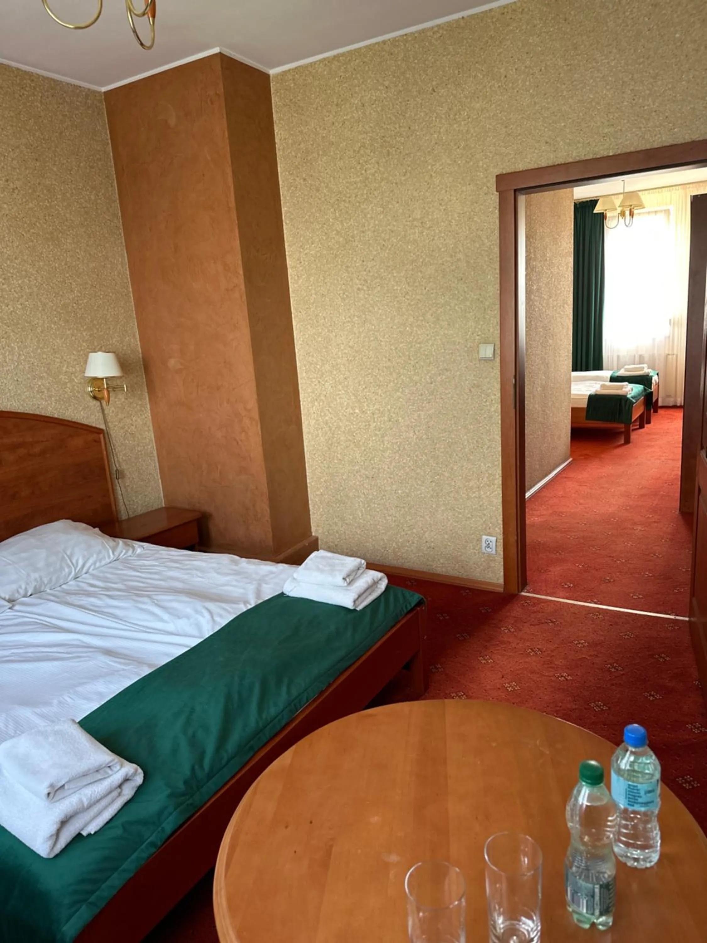 Bed in Diament i Brylant