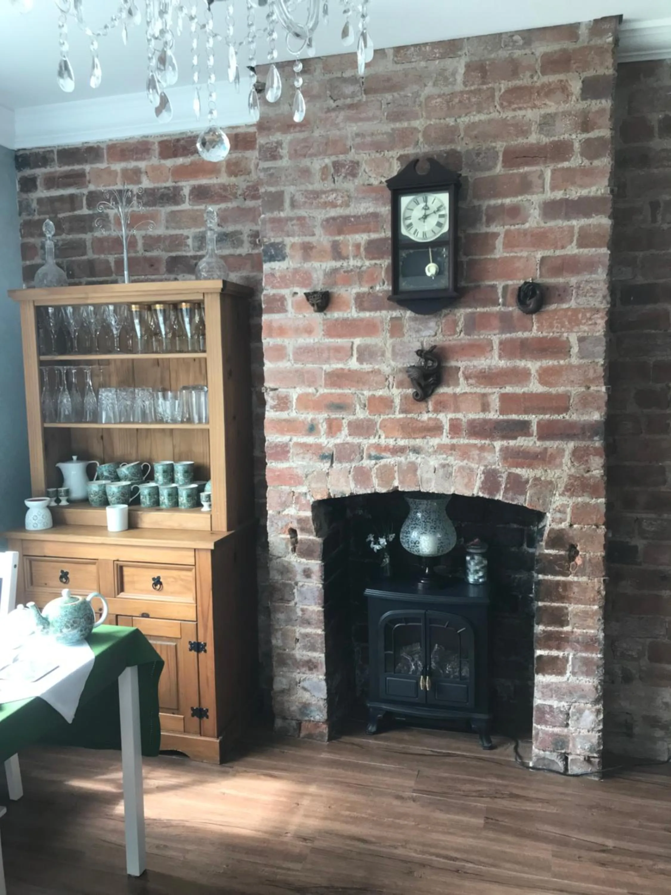 Breakfast in Dale View bed & breakfast