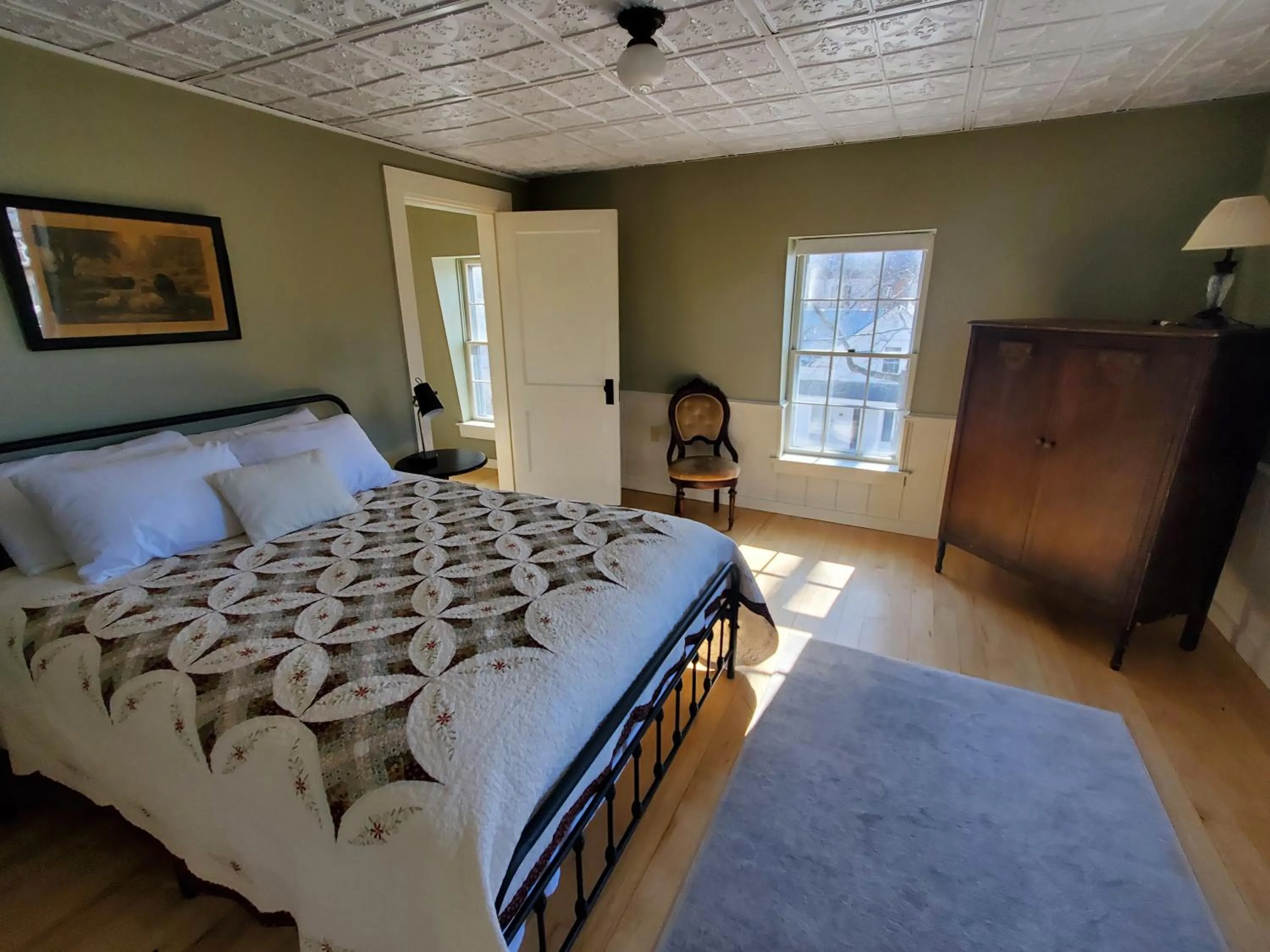 Bedroom in The Cornish Inn