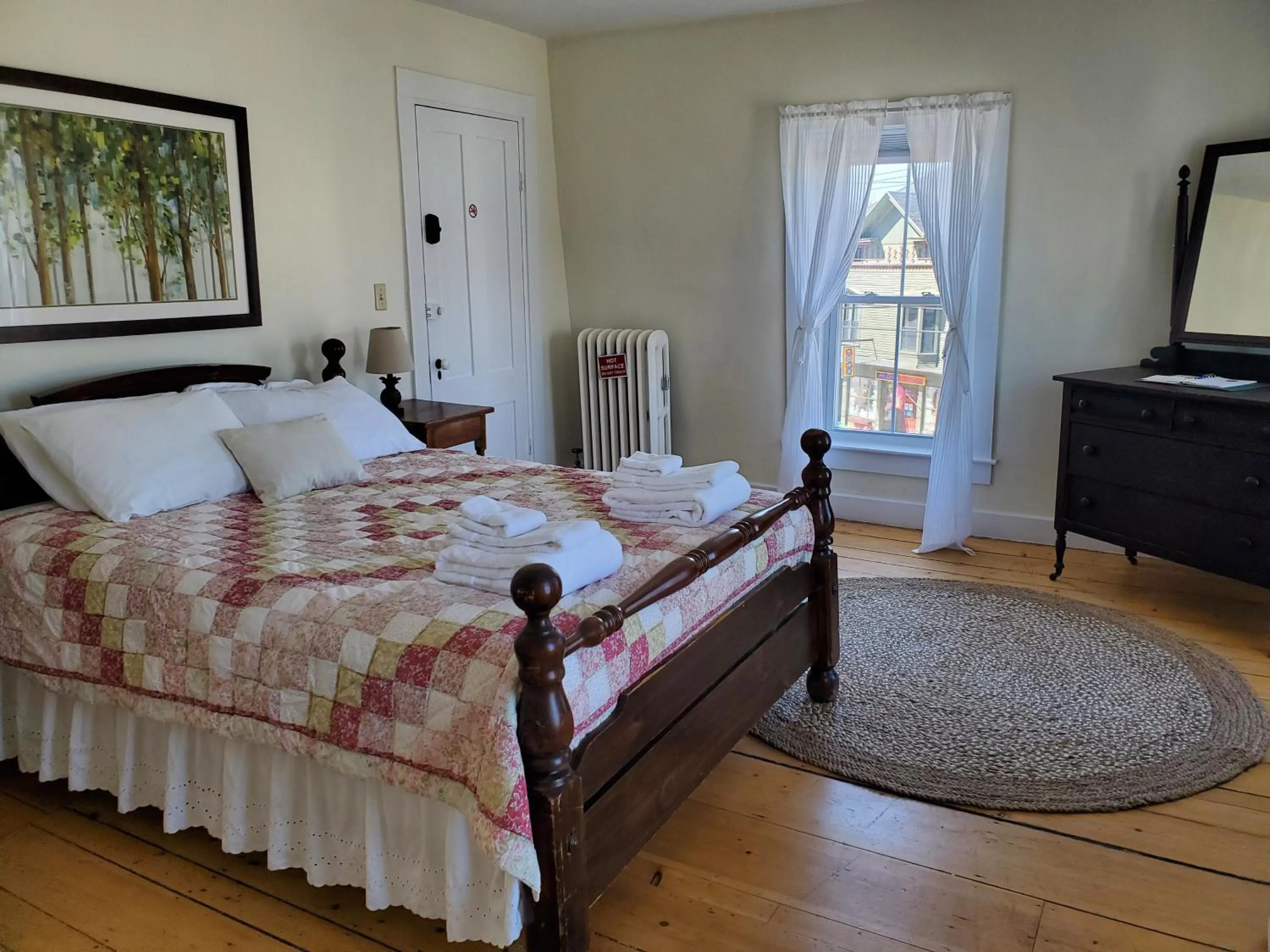 Bedroom in The Cornish Inn