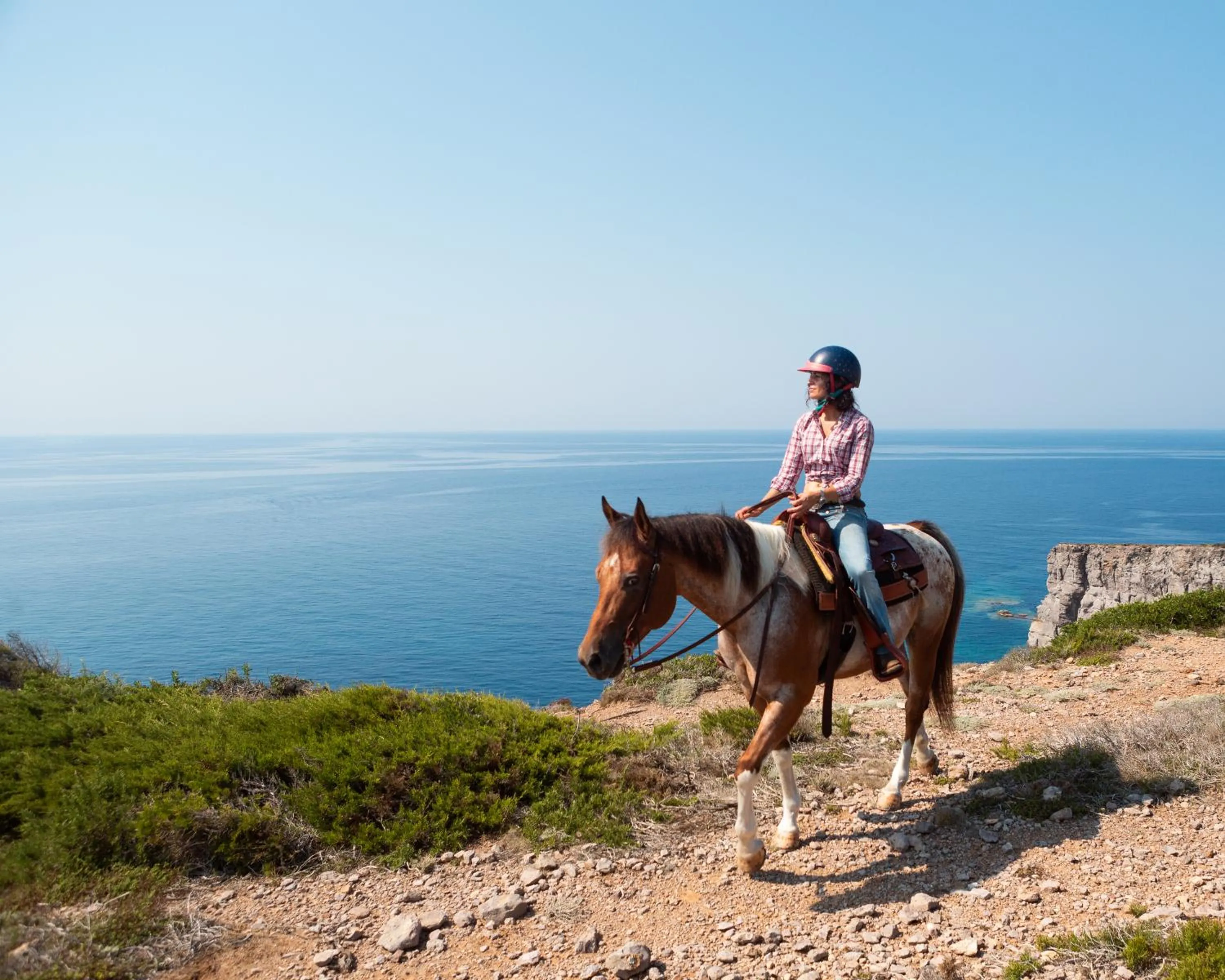 Horse-riding in Lu' Hotel Porto Pino