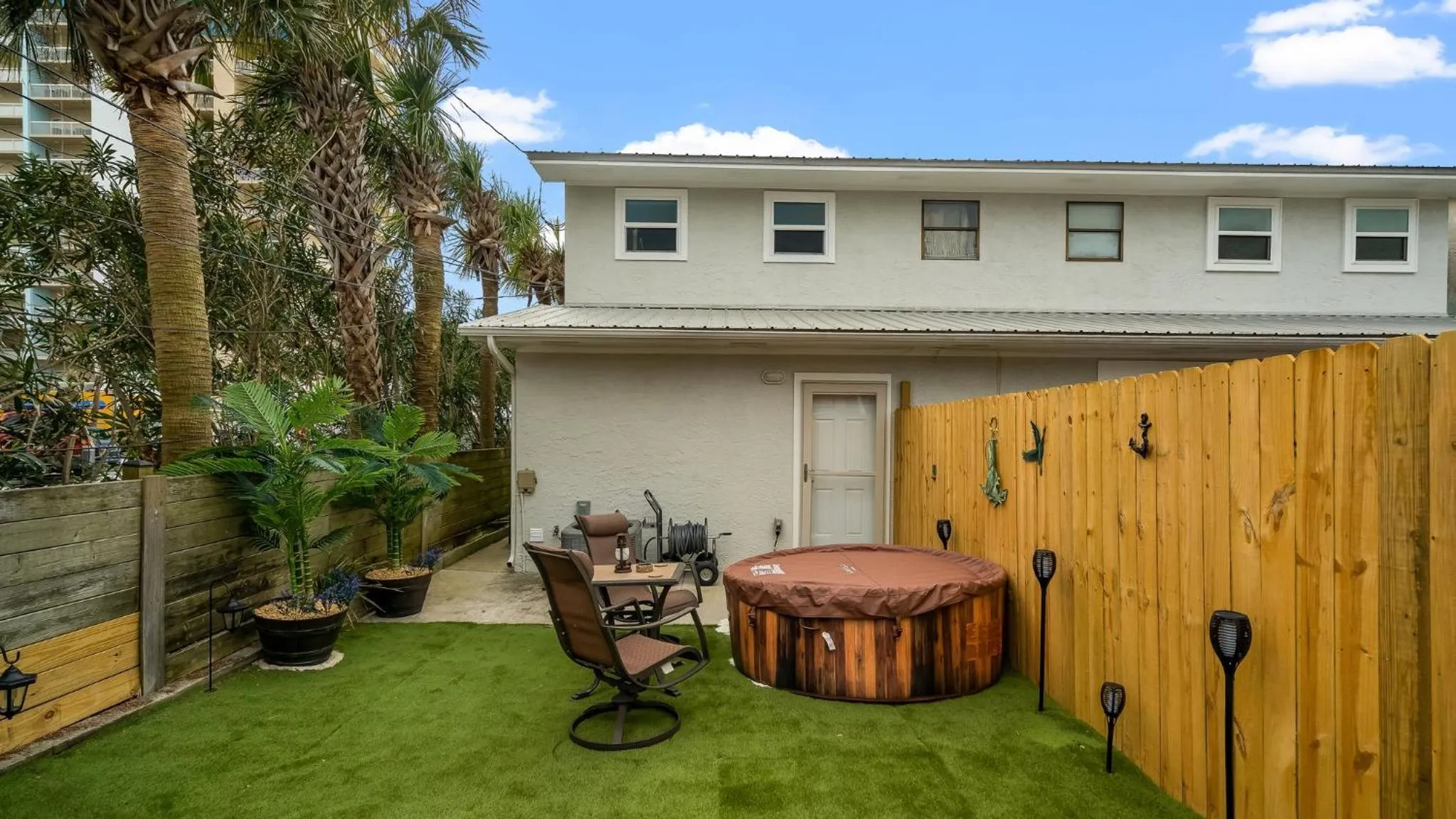 Gulf View Beach Bungalow, Hot Tub, Dog-Friendly, Near Scooners, Near Beach