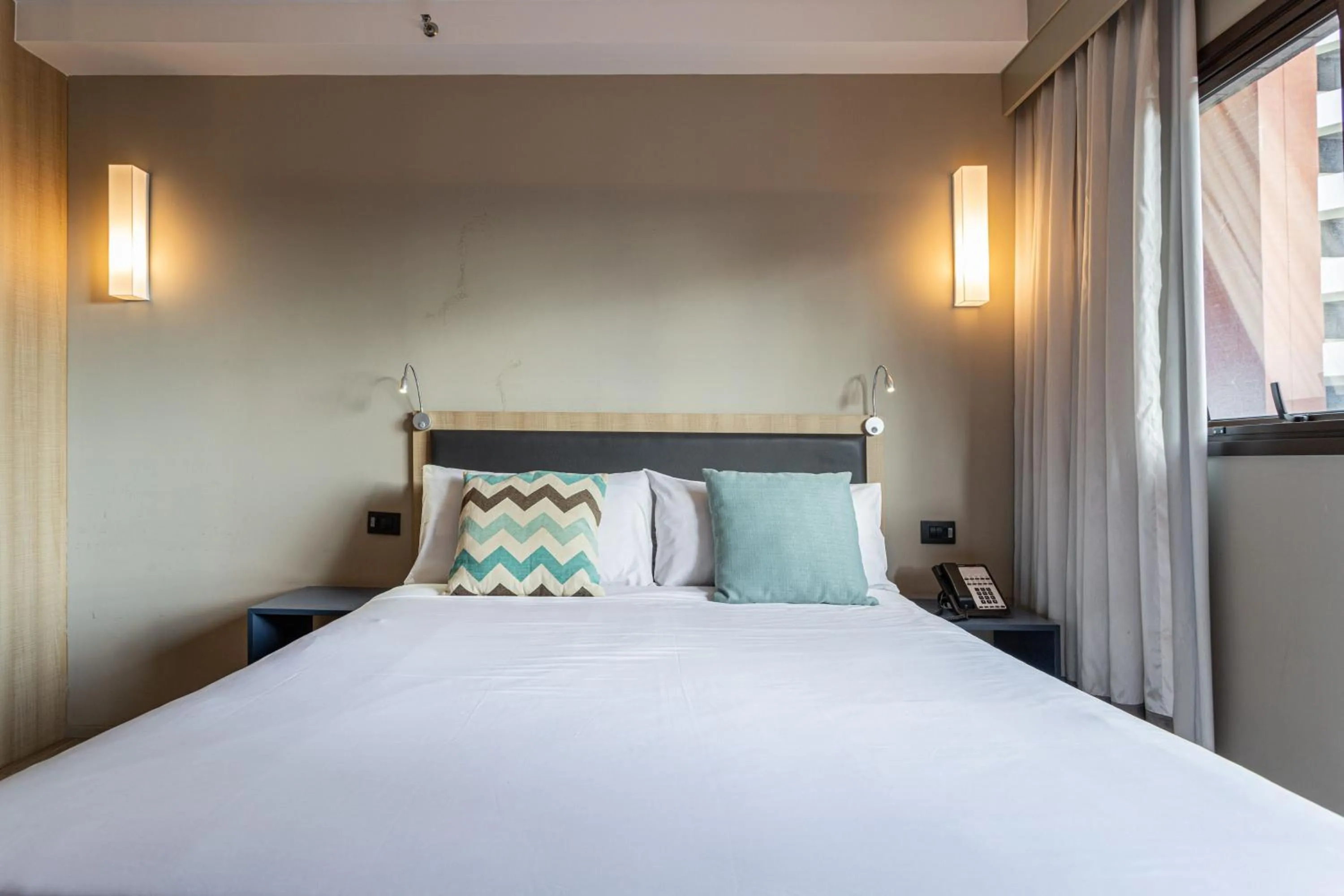 Bed in Charlie Alphaville