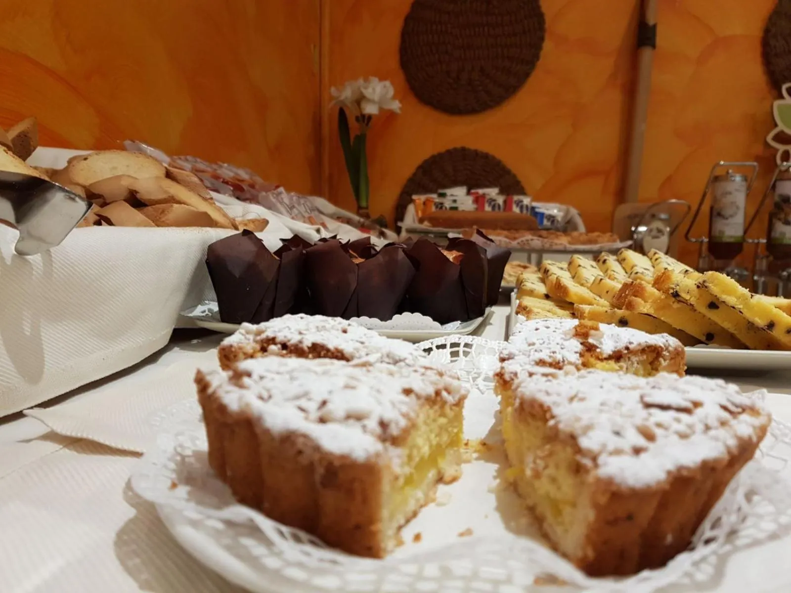 Buffet breakfast in Hotel Piccolo Lido