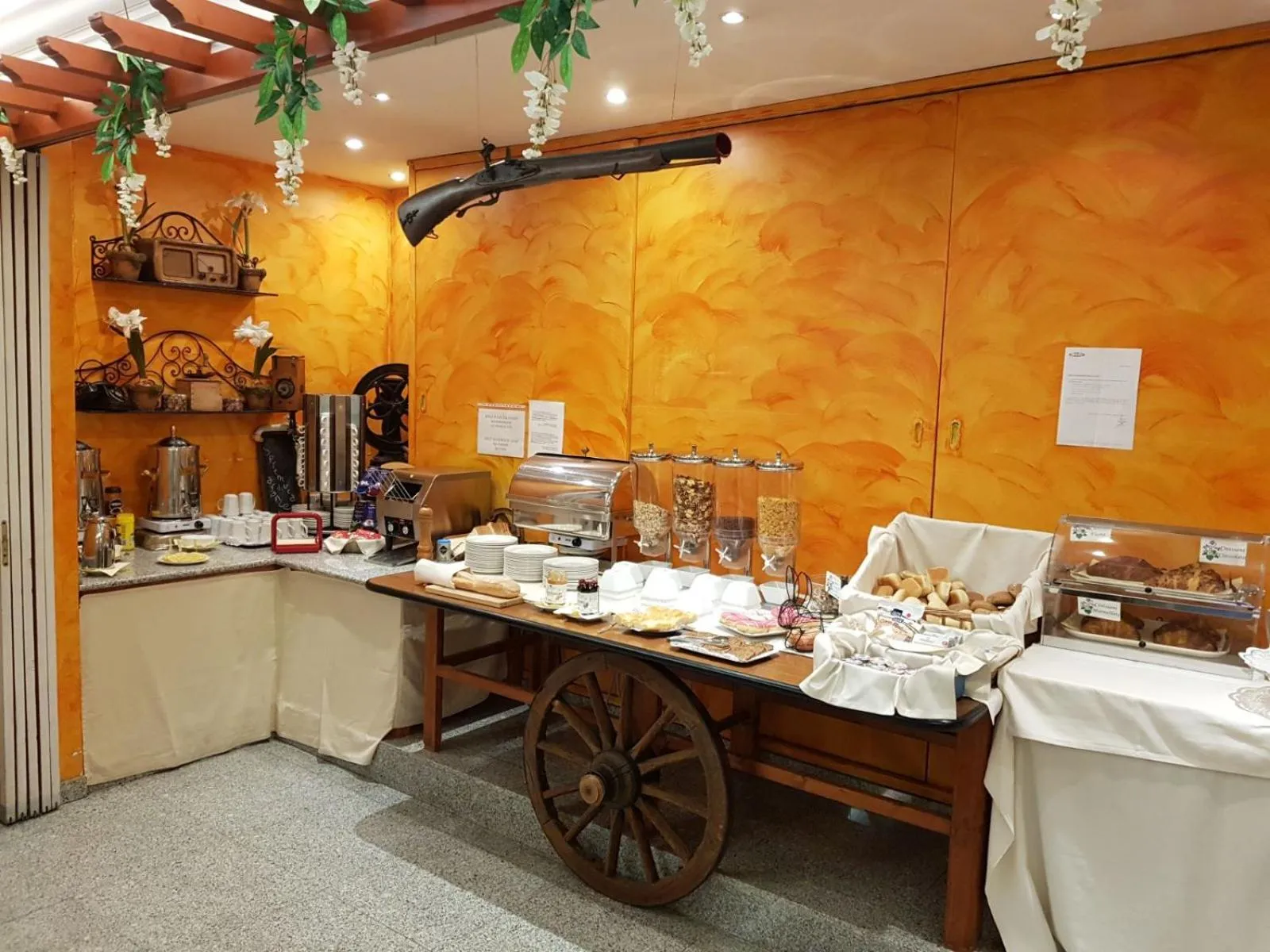 Breakfast in Hotel Piccolo Lido